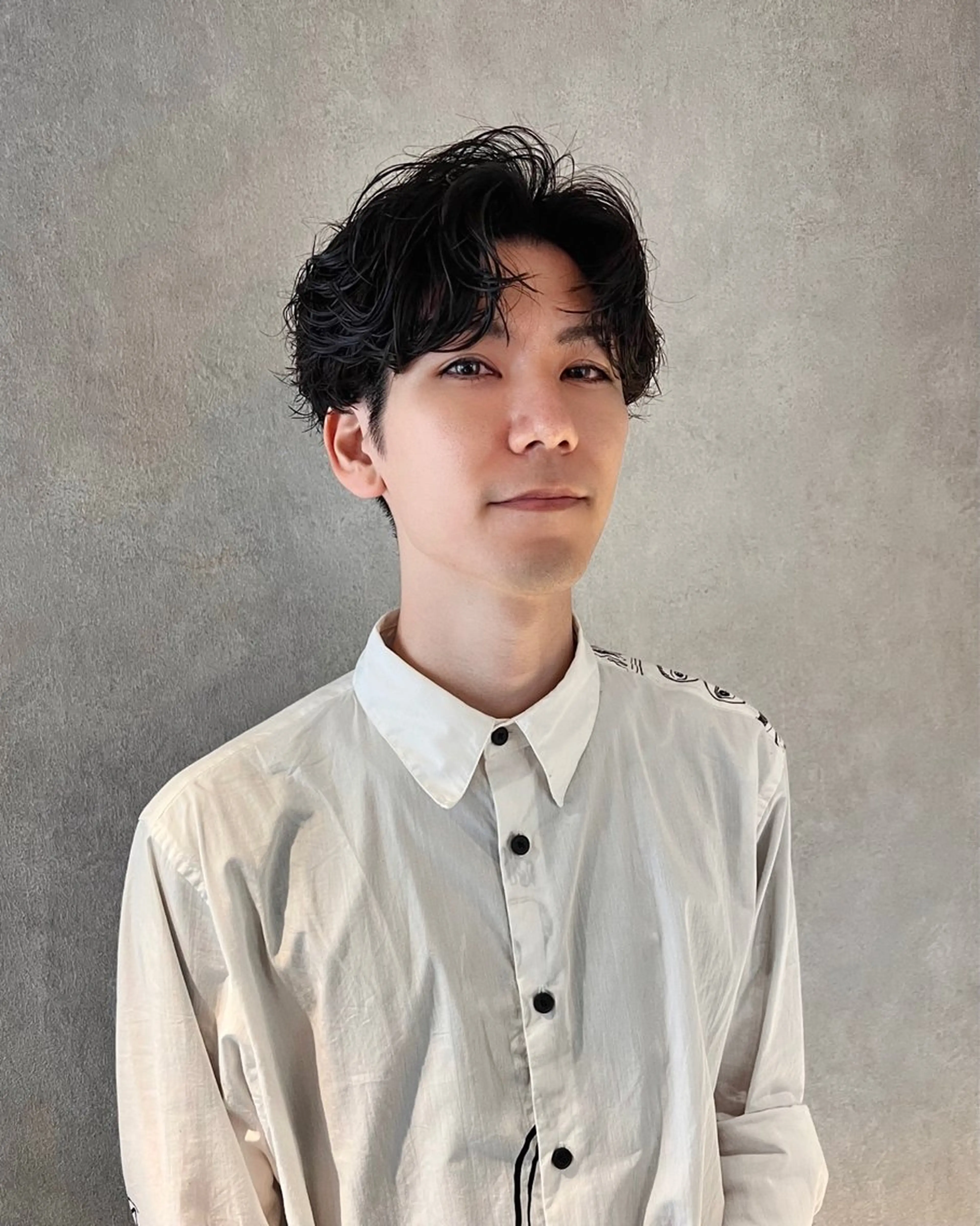 パーマ メンズ マッシュ メンズパーマ メンズショート ツイストスパイラルパーマ 波巻きパーマ カット パーマ Qin shaire salon 原宿verno店所属・【センターパート】 ETO／江藤翼の眉毛・アイブロウイメージ