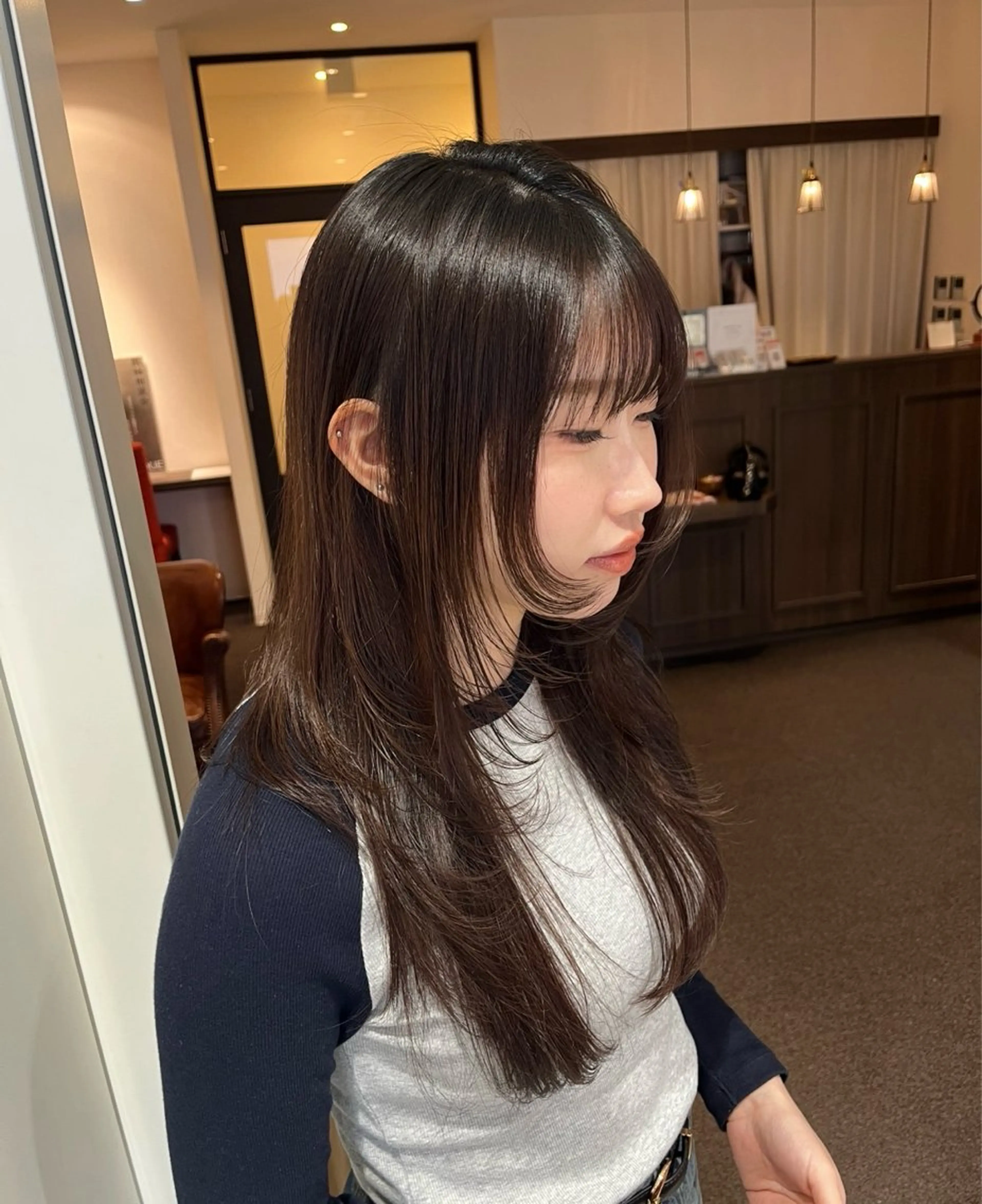 ロング CLIQUE 有木 七虹のヘアスタイル