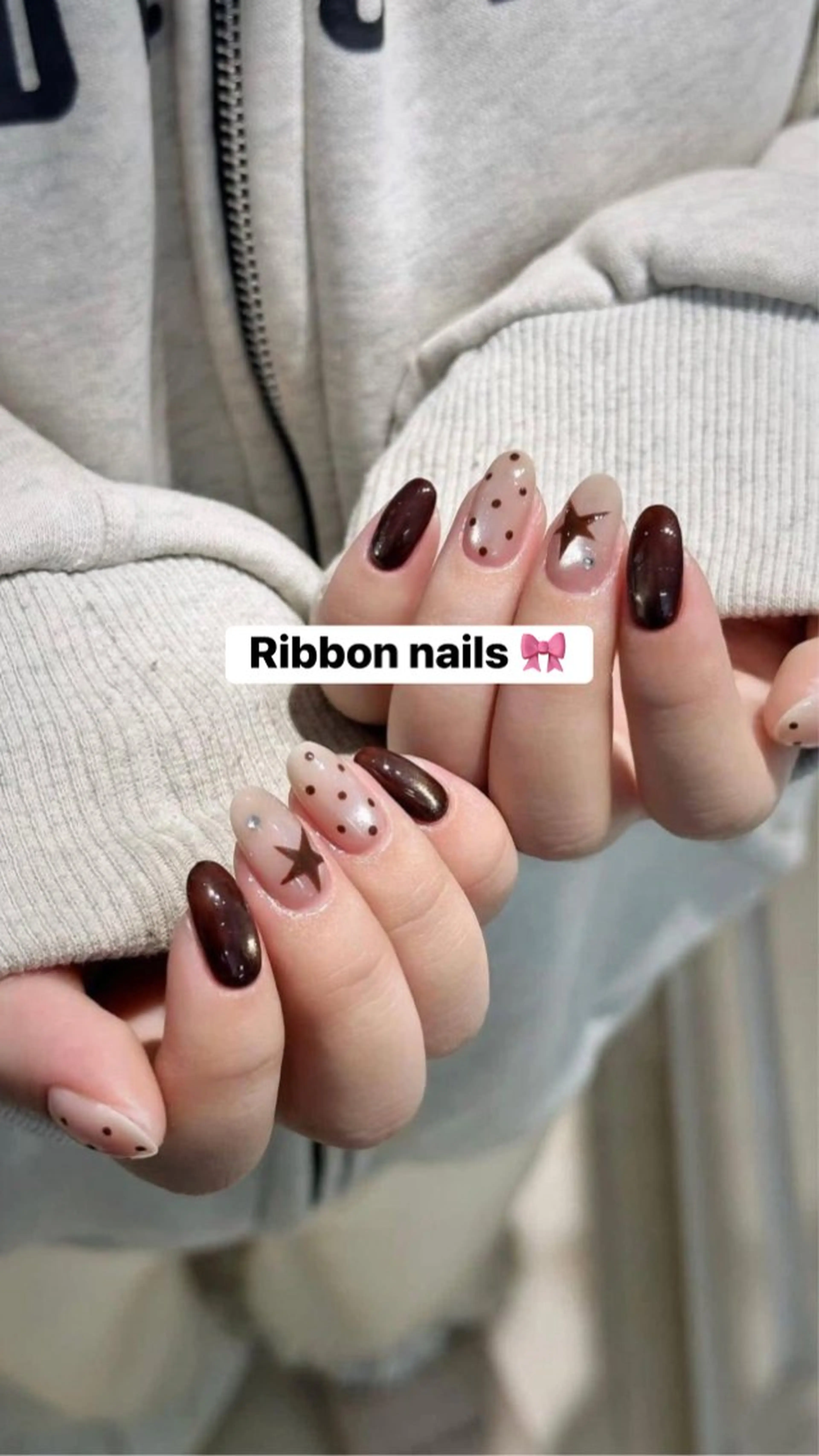ネイル フレンチネイル ジェルネイル マグネットネイル 持ち込み ニュアンスネイル ハンドネイル Ribbonnail staffのネイルデザイン