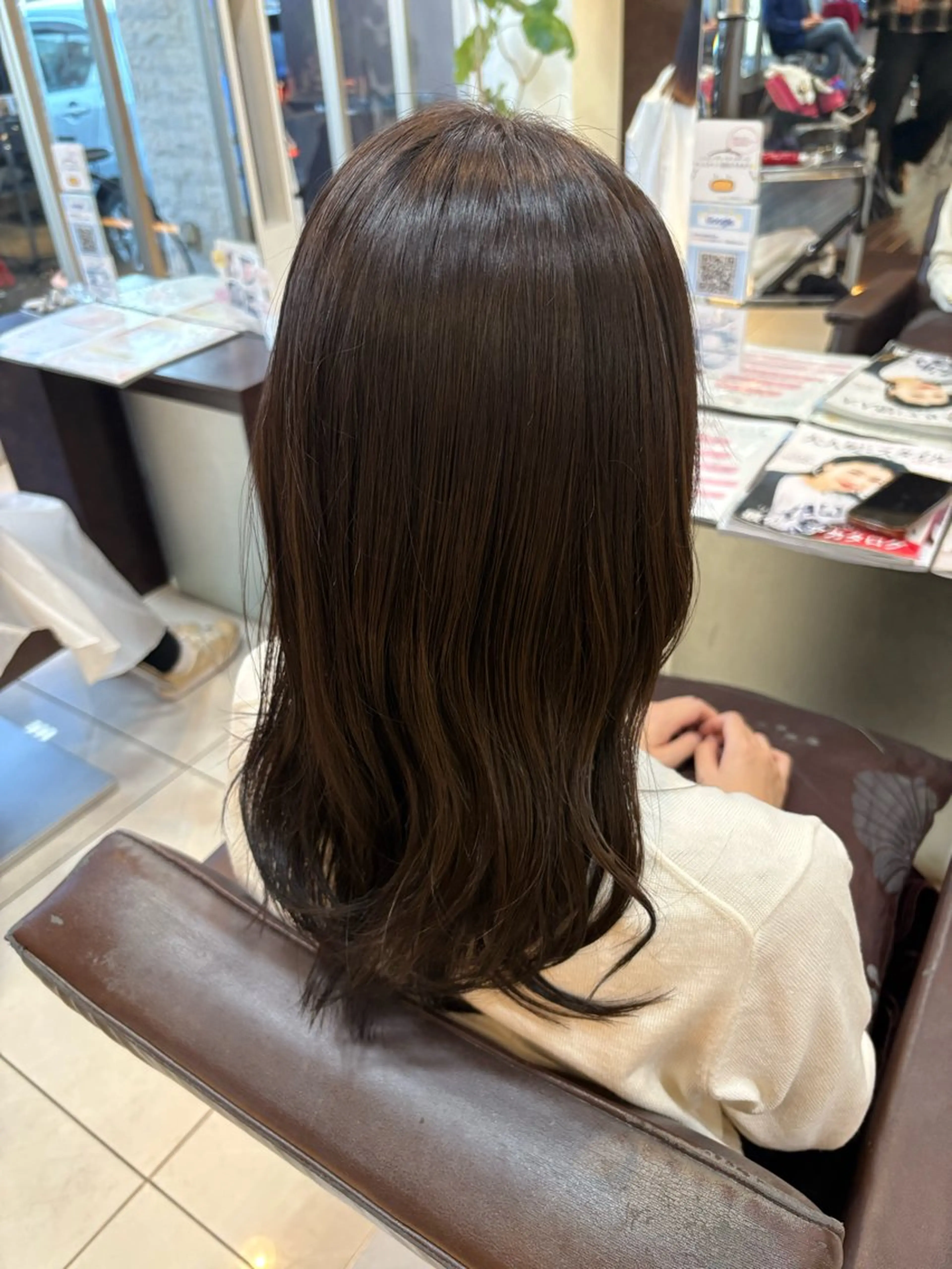 セミロング カラー ヘアカラー 🤎韓国ヘア ベージュ まゆか🤎のヘアスタイル