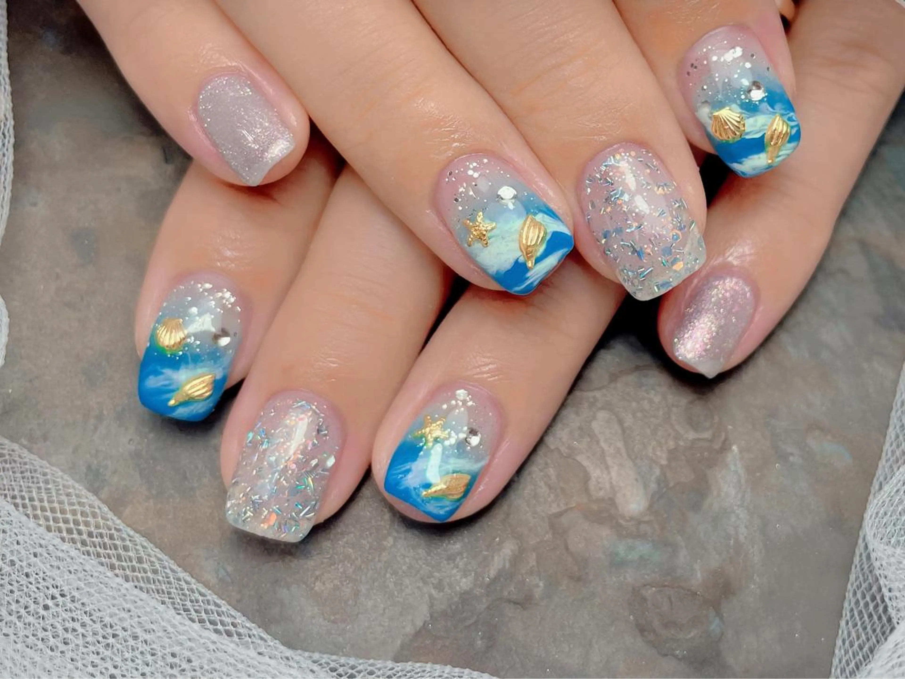 ネイル ハンドネイル マジックミラー所属・マジック ミラーのネイルデザイン