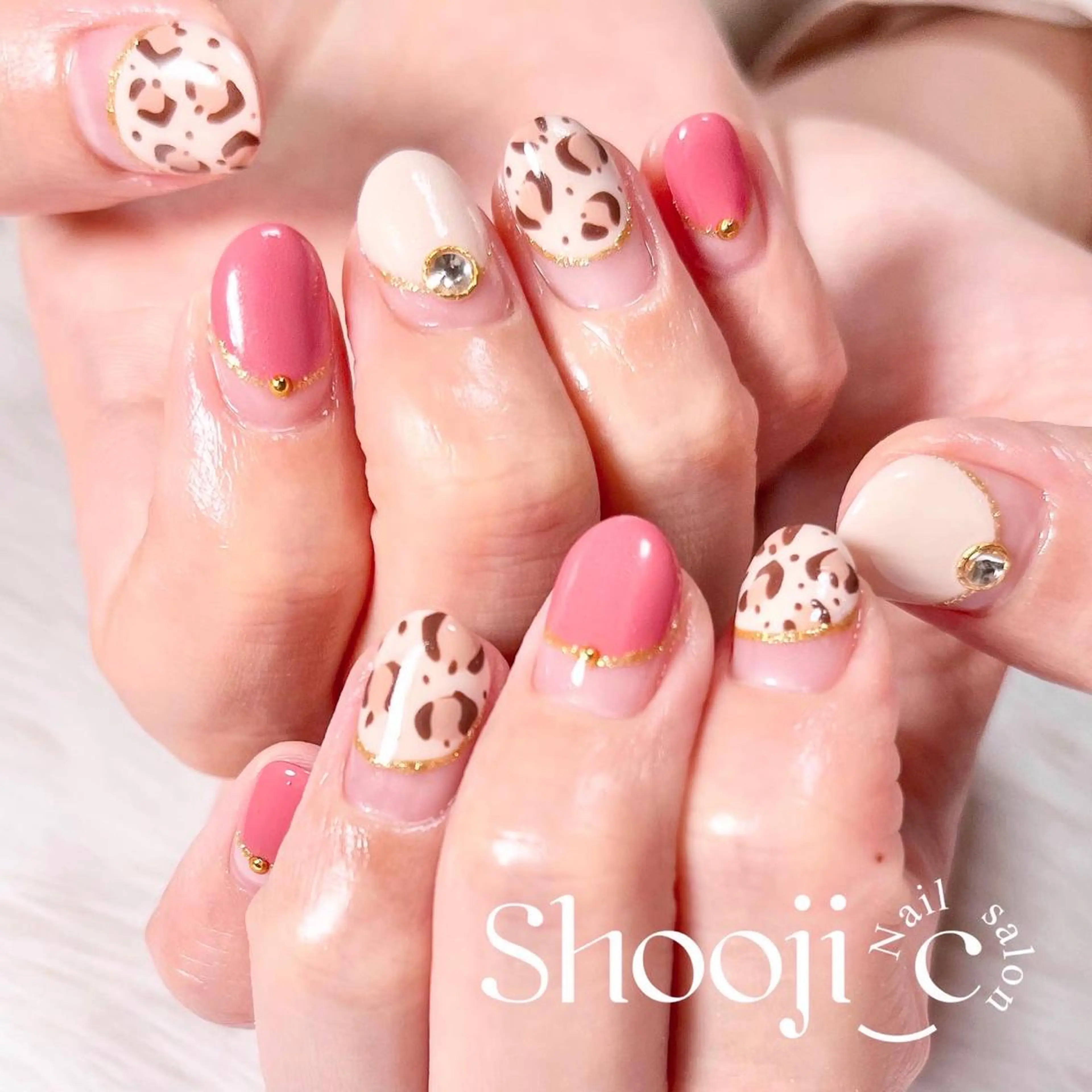 ネイル アニマル柄 フレンチネイル シンプルネイル Shooji_c Nail salon所属・Shooji_c Nail salonのネイルデザイン