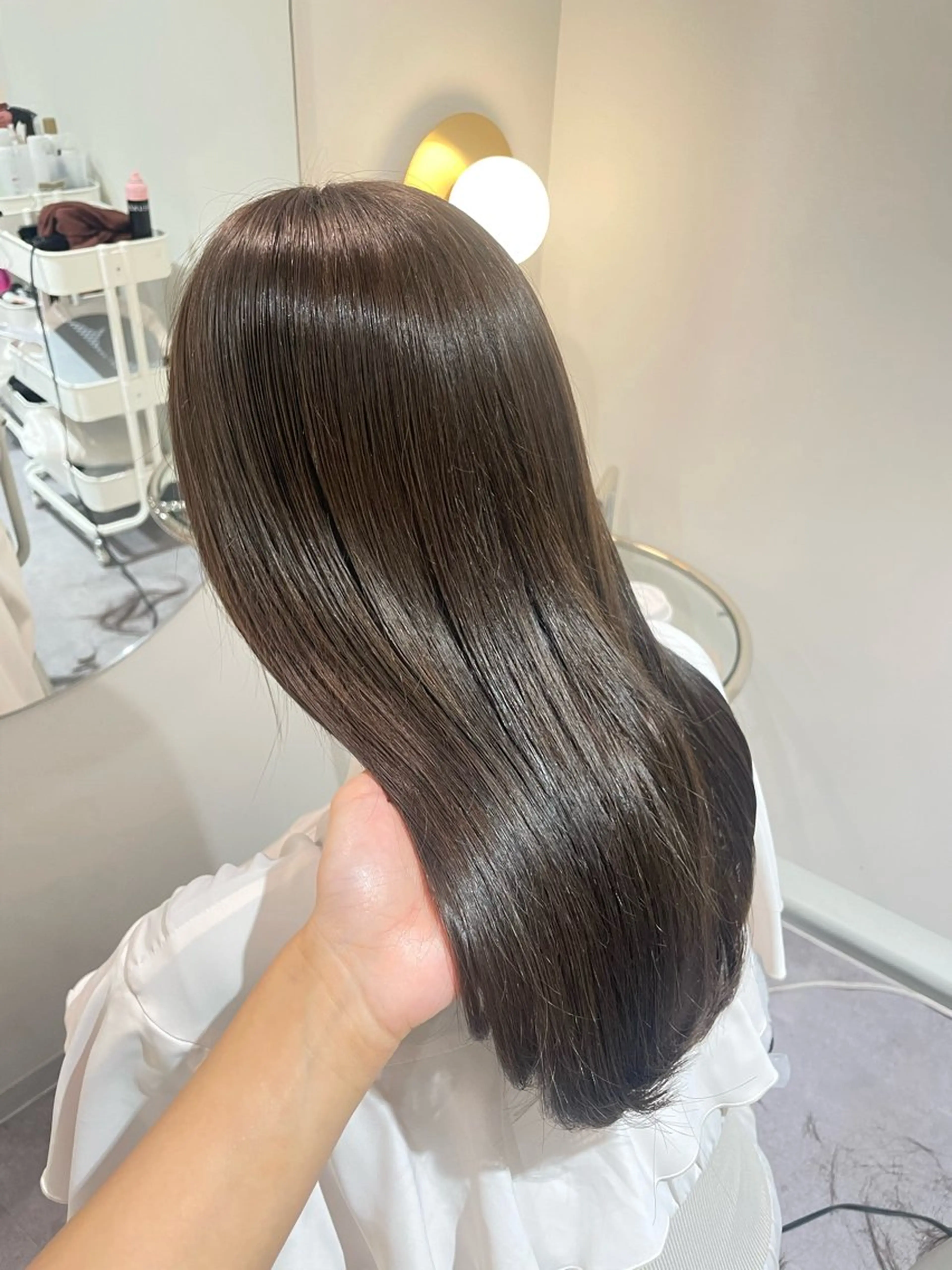 ロング 廣岡 采音のヘアスタイル