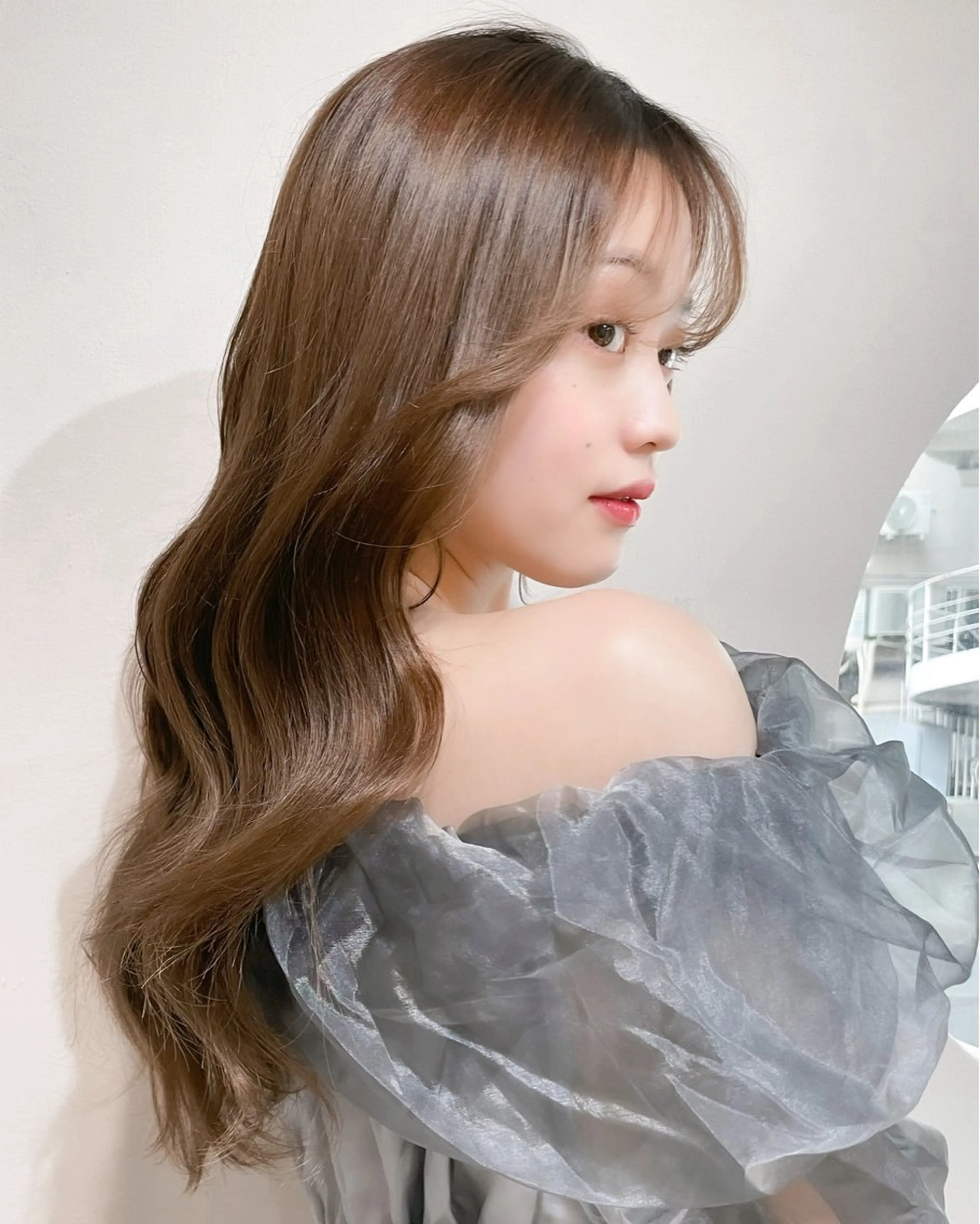 セミロング 韓国風ヘア レイヤーカット 🍑韓国girly Saaya🍑🪄のヘアスタイル