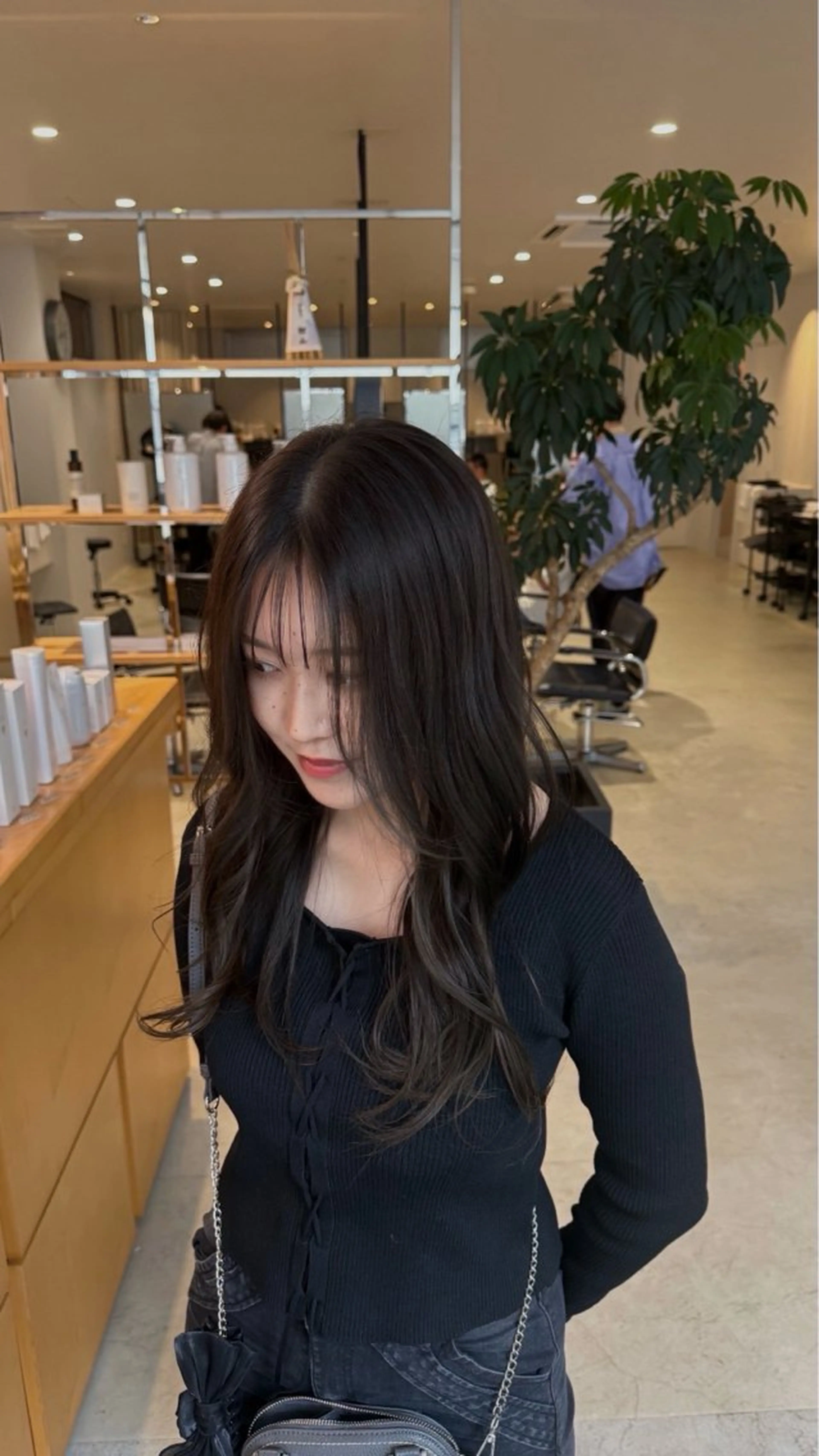 ロング ヒグチ マユのヘアスタイル