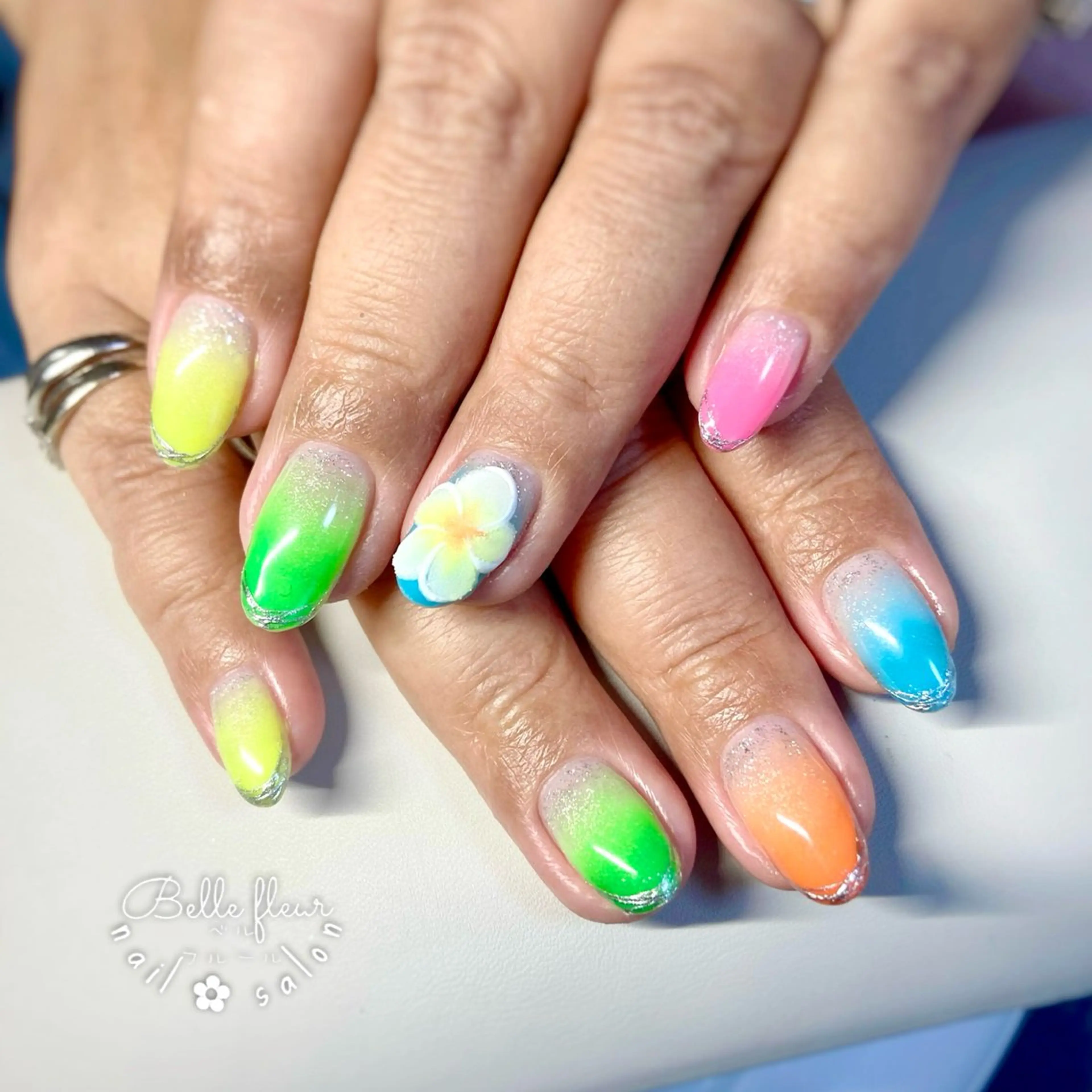 ネイル グラデーション ハンドネイル ﾈｲﾙｻﾛﾝ Bellefleurのネイルデザイン