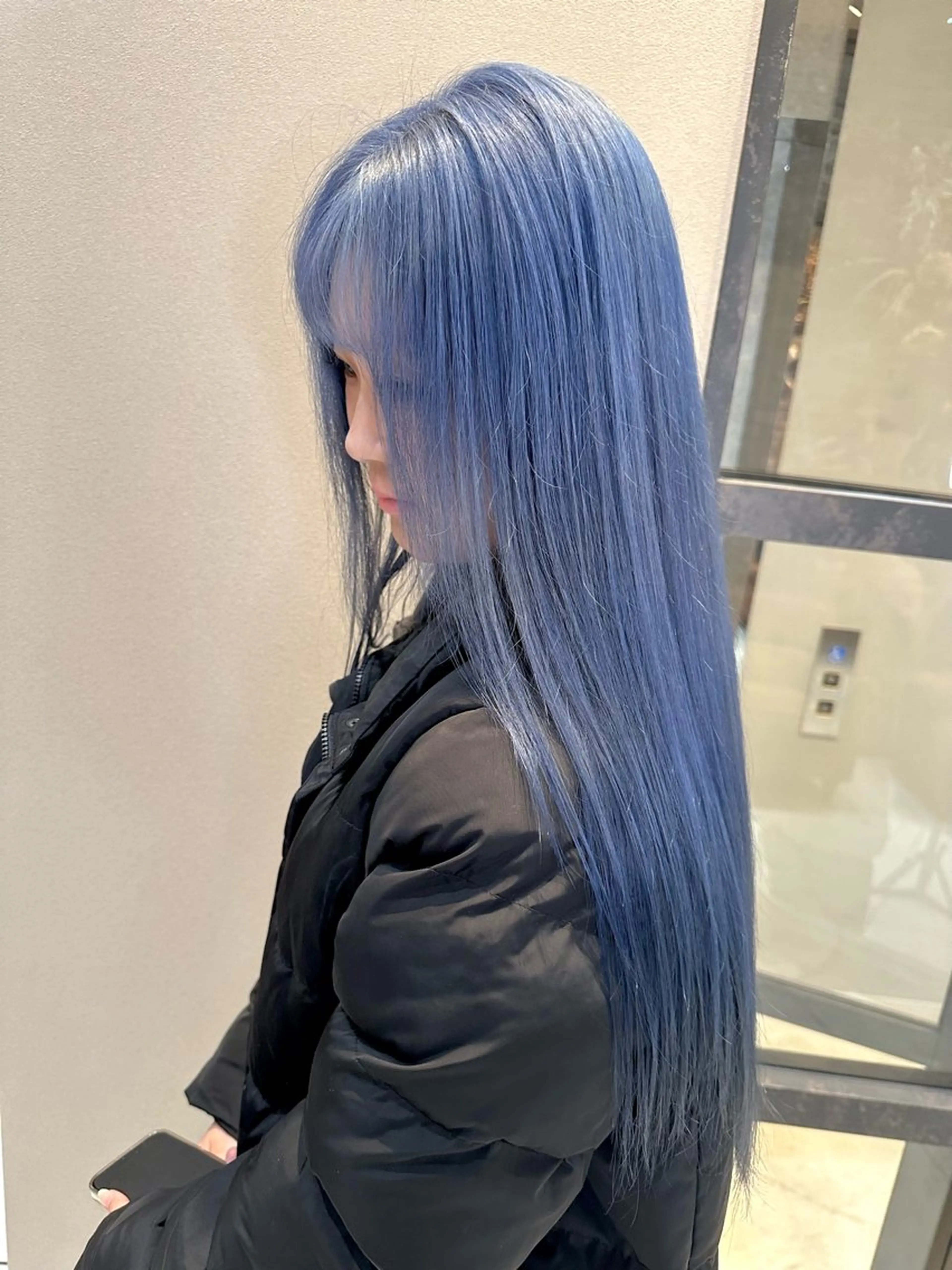 ロング 🔷ブリーチバレイヤ ージュ🔷飯野達也のヘアスタイル