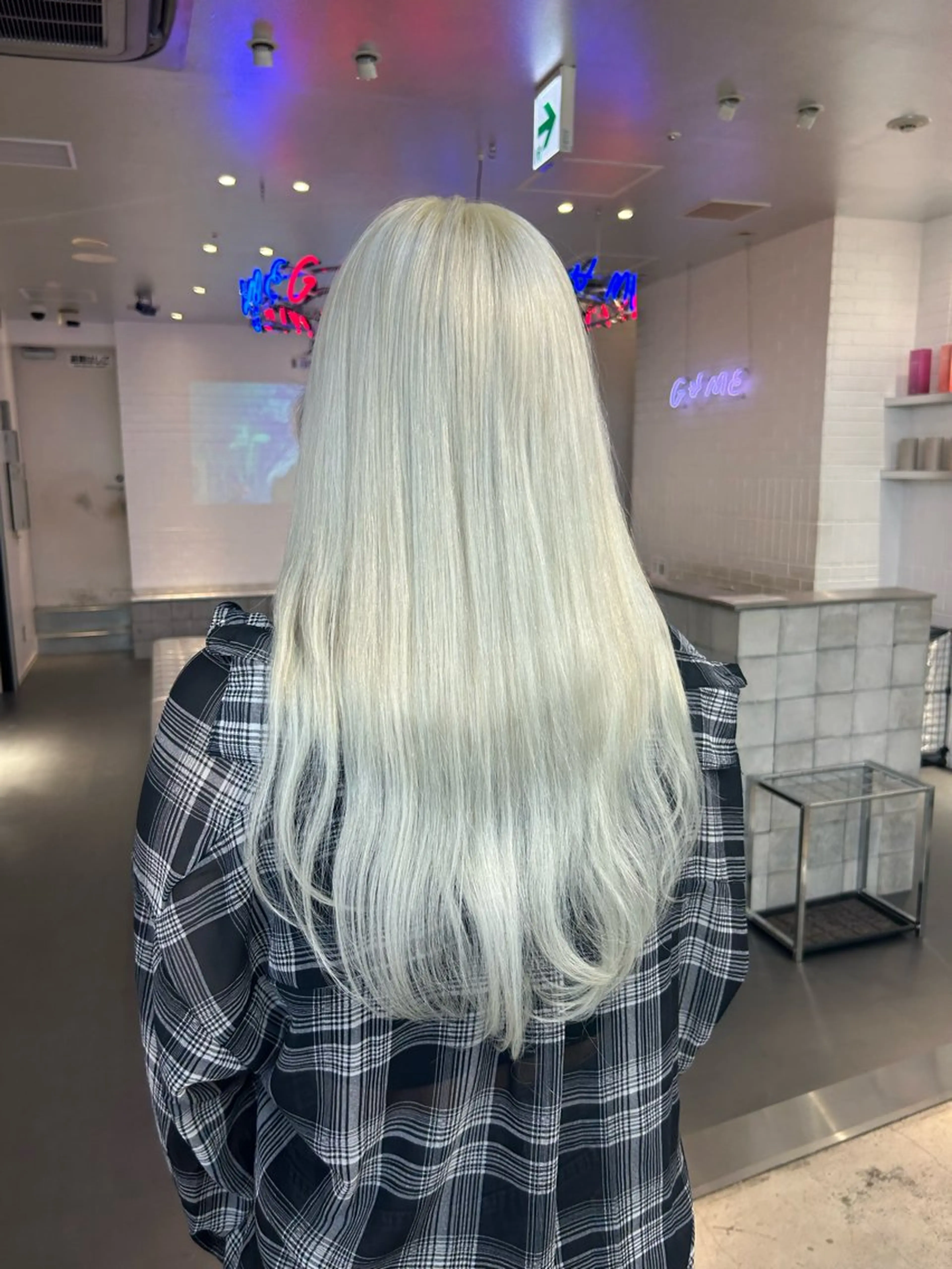 ロング ボブ エクステ 外国人風カラー 卒業式のヘアスタイル レイヤーカット MiRI💜地毛級 エクステ✖似合わせ技のヘアスタイル