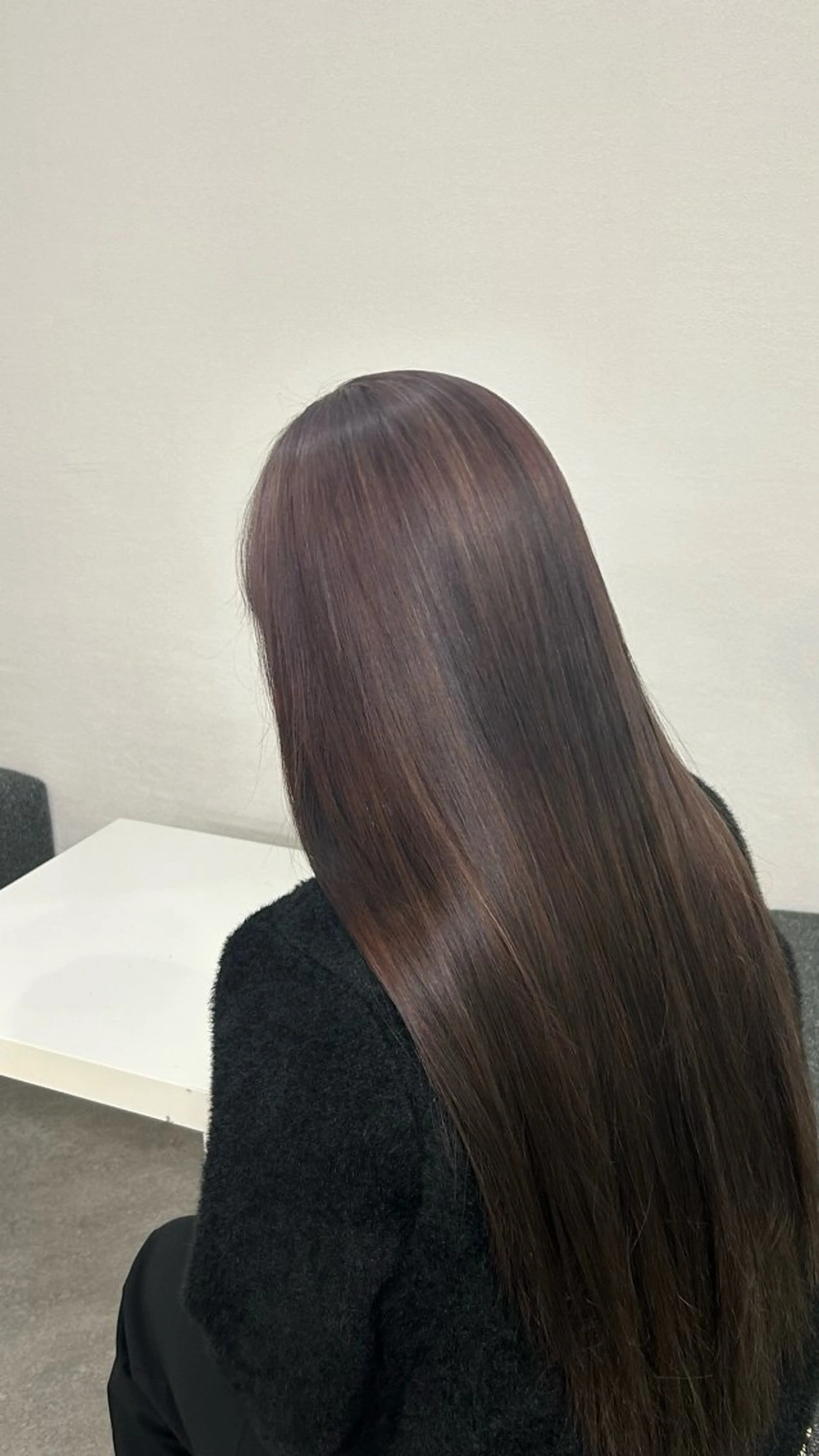 ロング カラー ヘアカラー 𝑹𝒊𝒌𝒐 ブリーチ/艶カラーのヘアスタイル