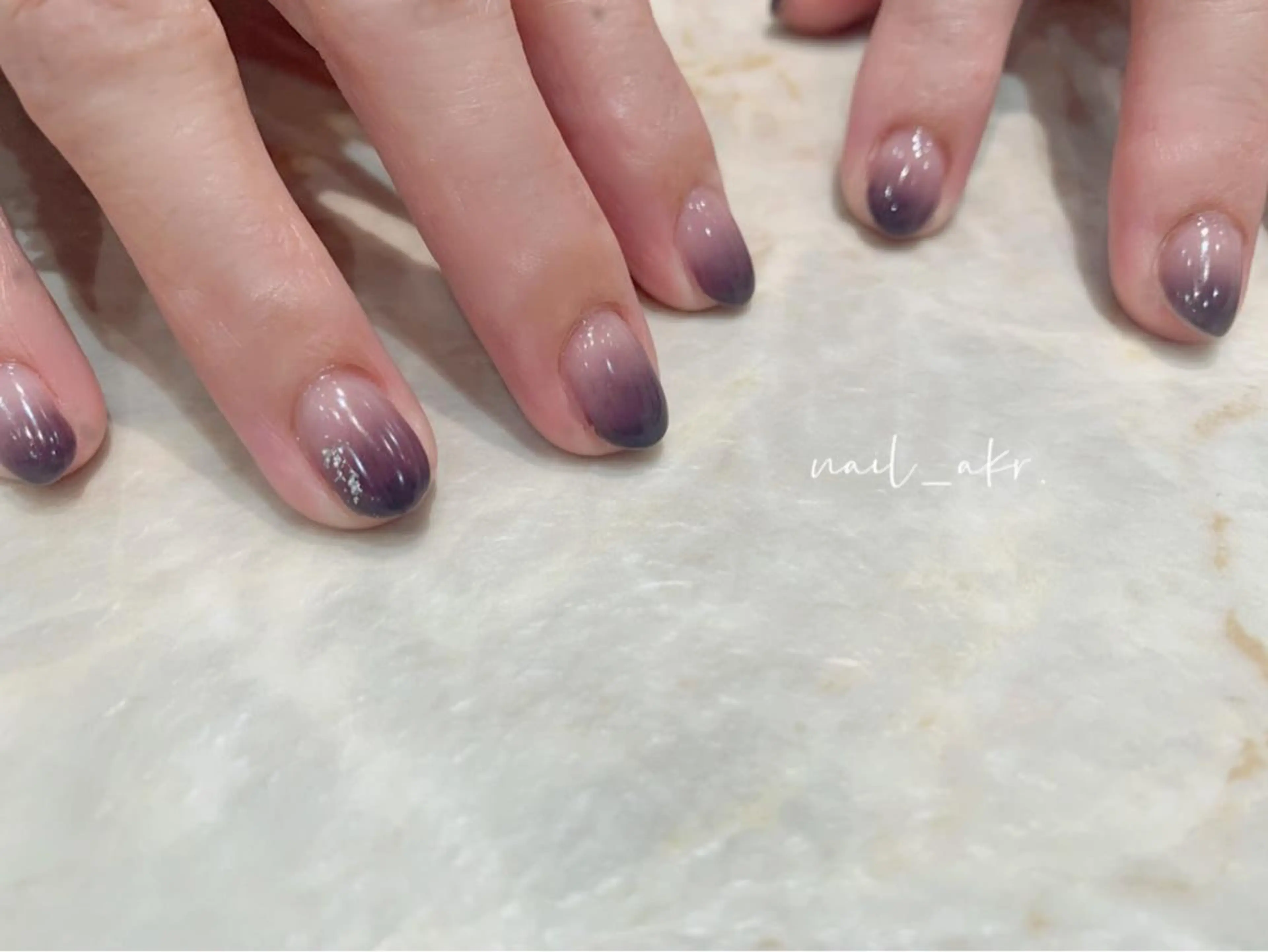 ネイル アートネイル グラデーション パープル nailAVANCE akariのネイルデザイン