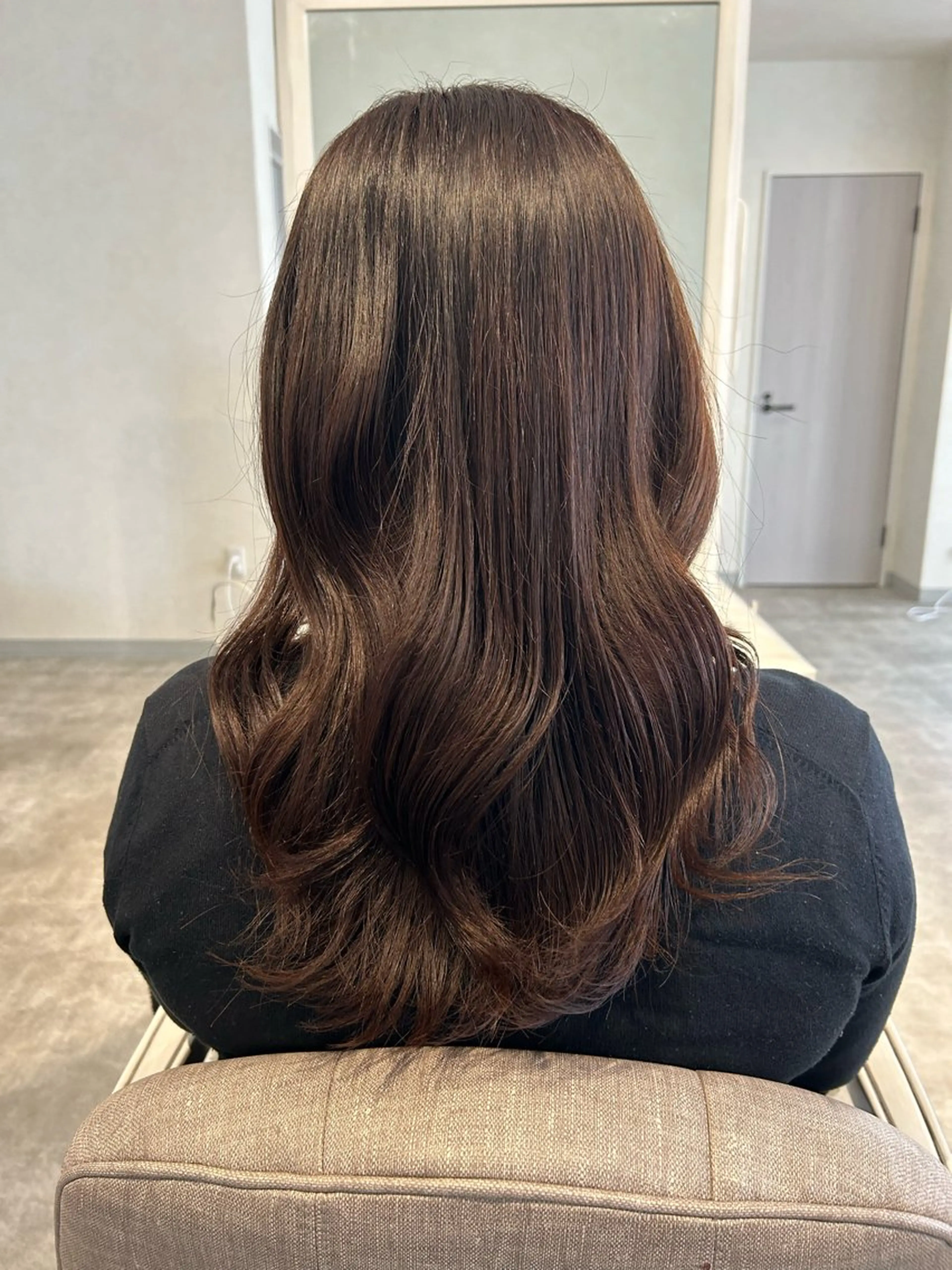 カラー 稲井 裕美のヘアスタイル