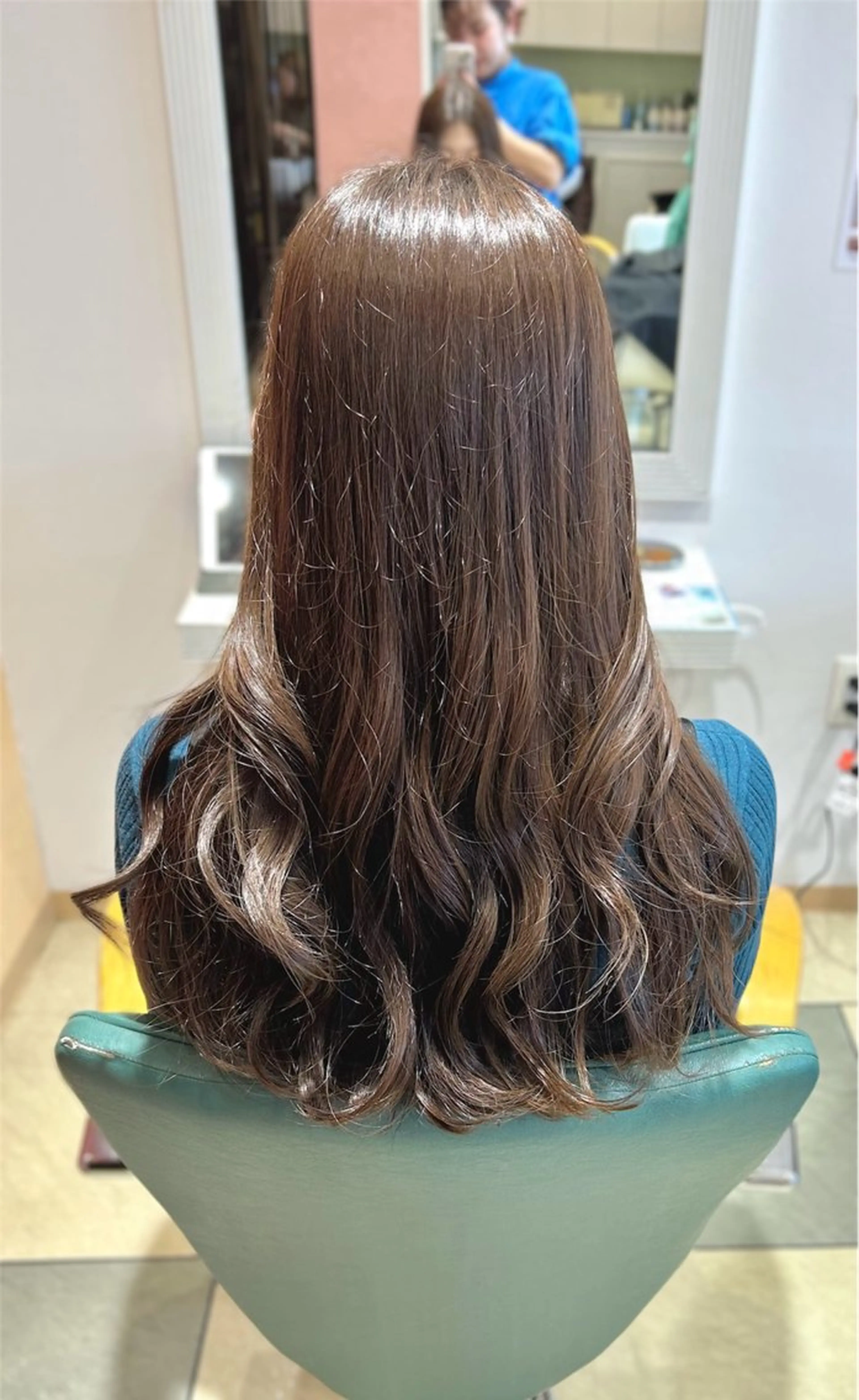 ロング カラー 🩷愛咲🩷レイヤー /透明感カラーのヘアスタイル