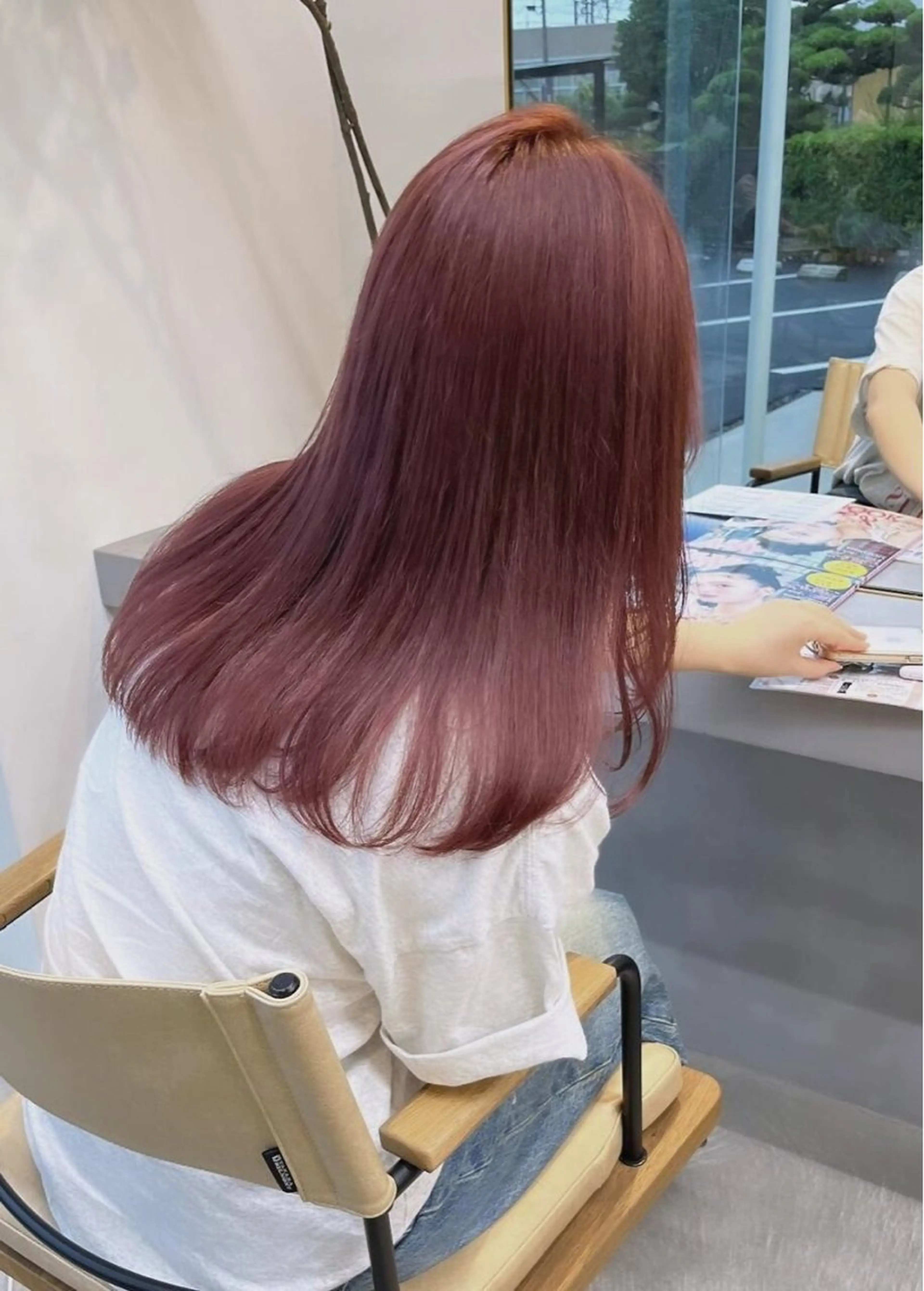 ミディアム カラー ベージュカラー ブリーチ ピンクカラー ピンクベージュ 🎀レイヤーカット 韓国ヘア🎀maiのヘアスタイル