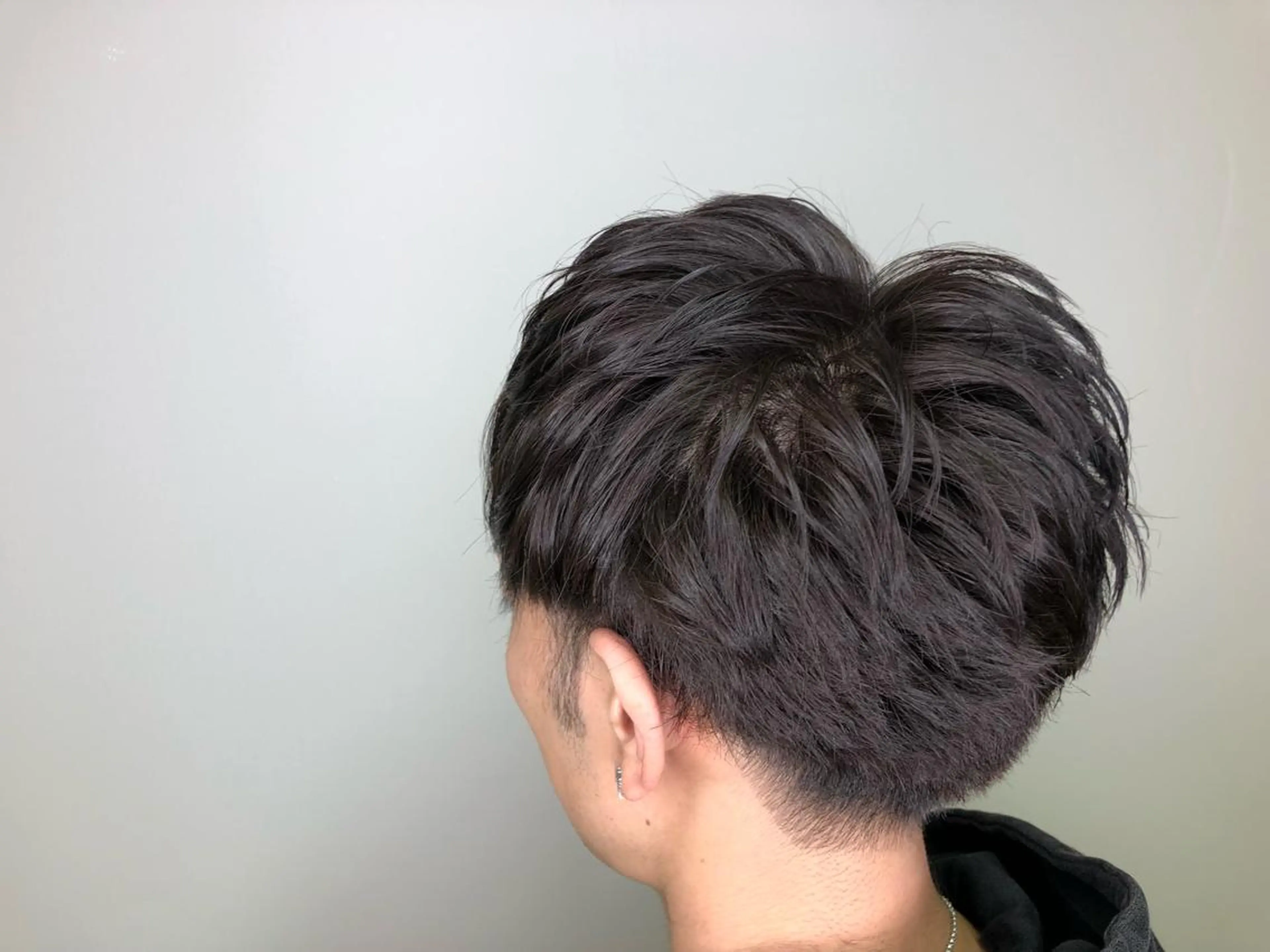 ショート カラー メンズ マッシュ 透明感カラー グレージュ ショートヘア Kou所属・💜髪質改善美髪💜 星野清光のヘアスタイル