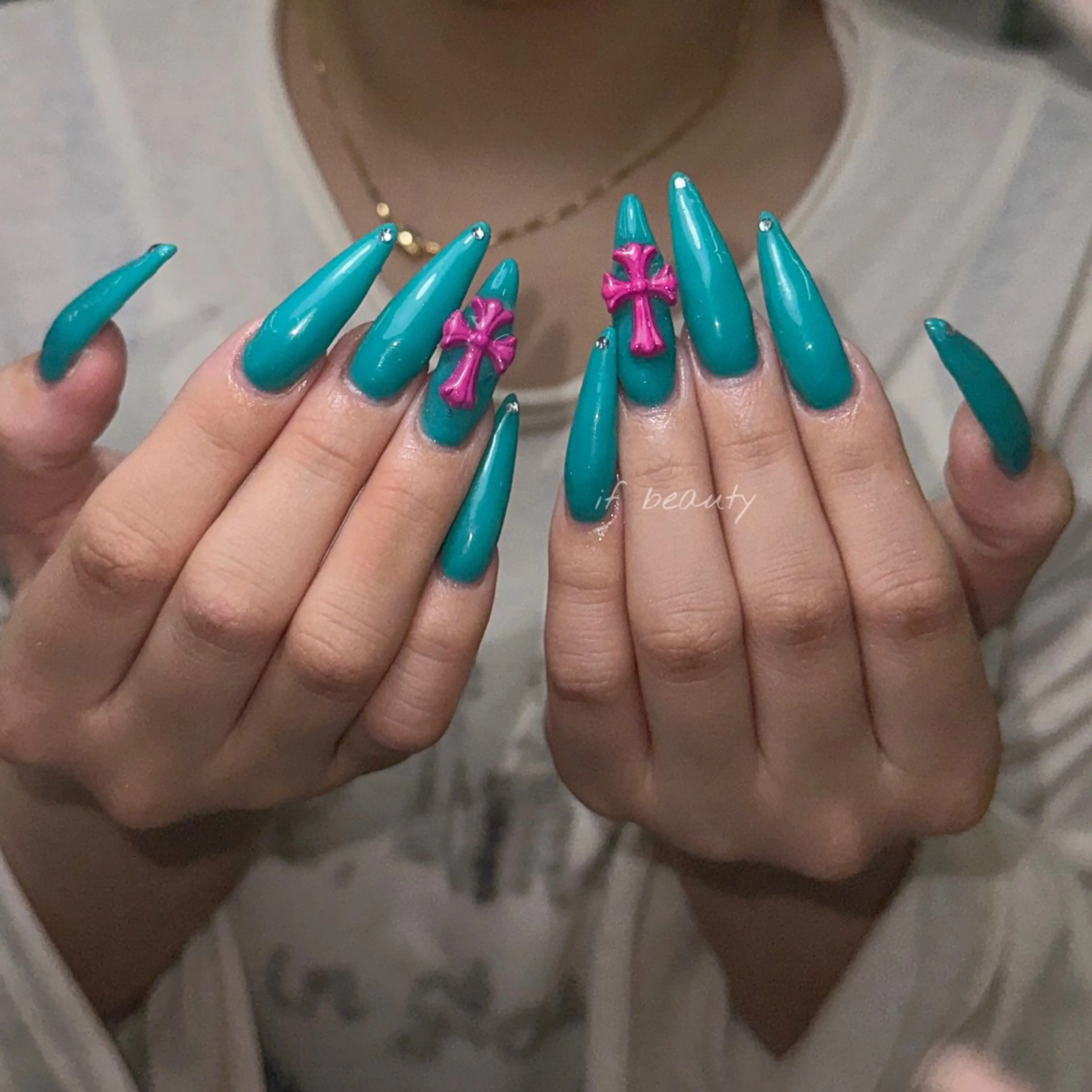 ネイル アートネイル ジェルネイル グラデーション パラジェル ワンホンネイル ハンドネイル if Hair＆Nail Salon所属・IKA /海外ネイル /個性派/ワンホンのネイルデザイン