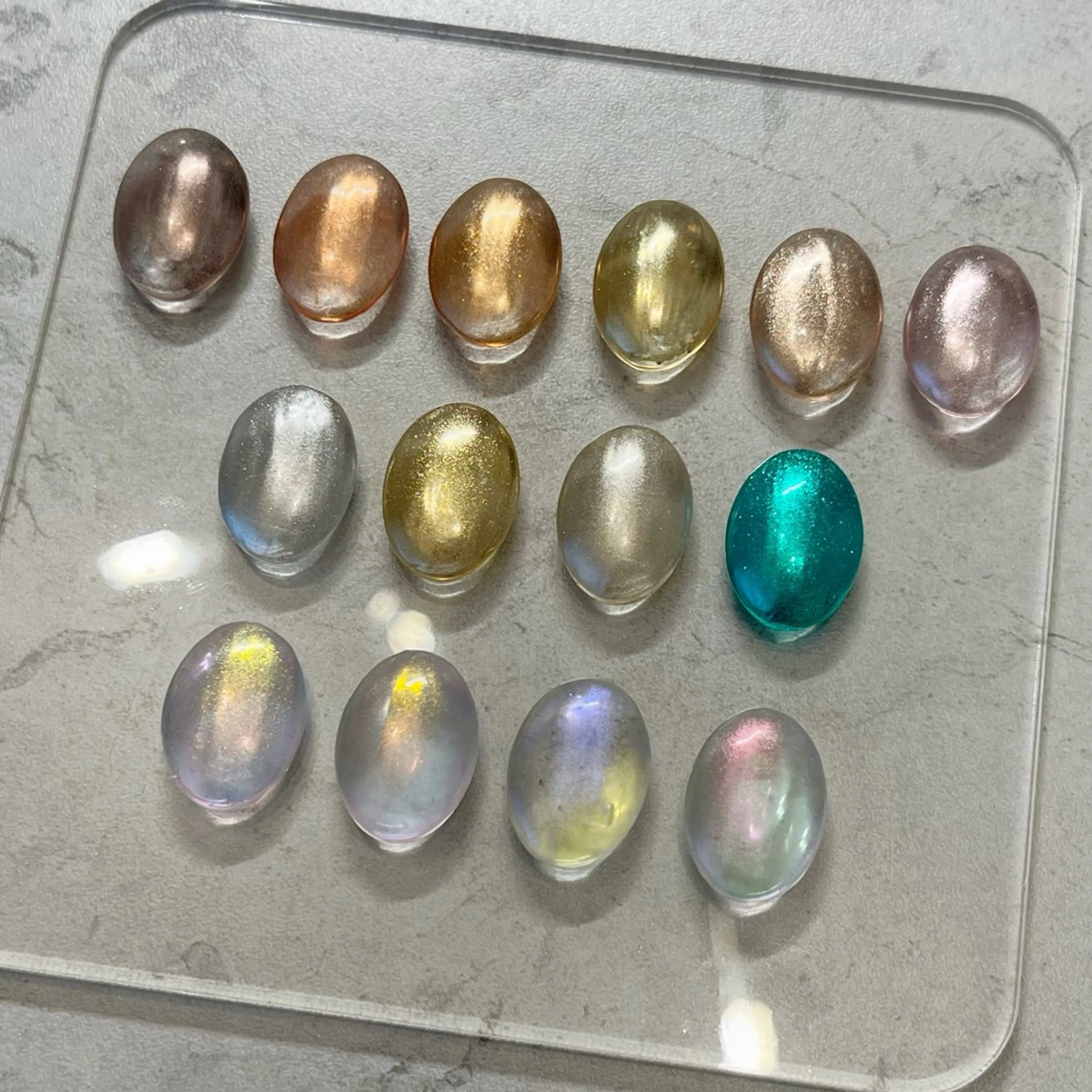 ネイル オーロラネイル ミラーネイル N port所属・井上 友美のネイルデザイン