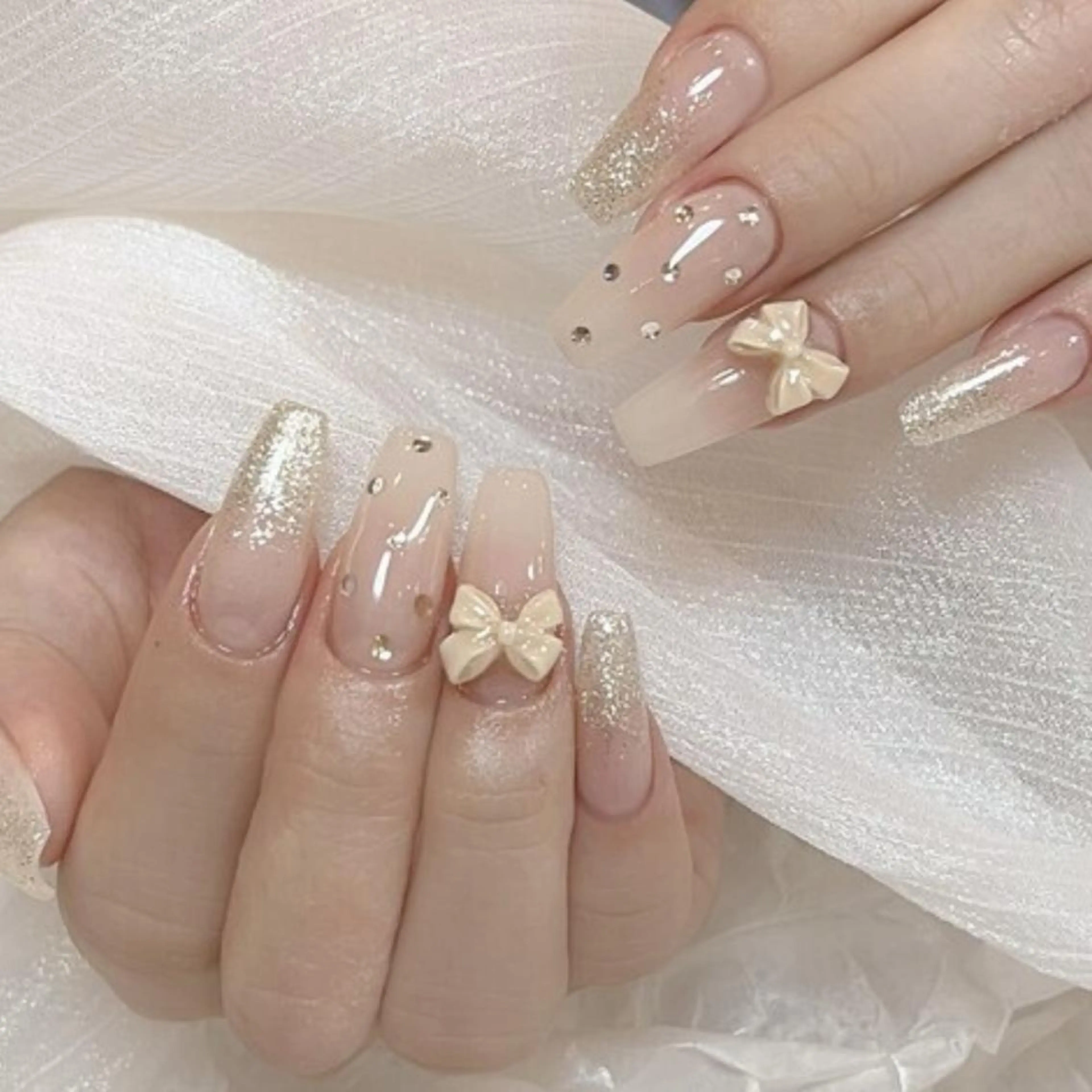 ネイル queensnail 🧸mikiのネイルデザイン