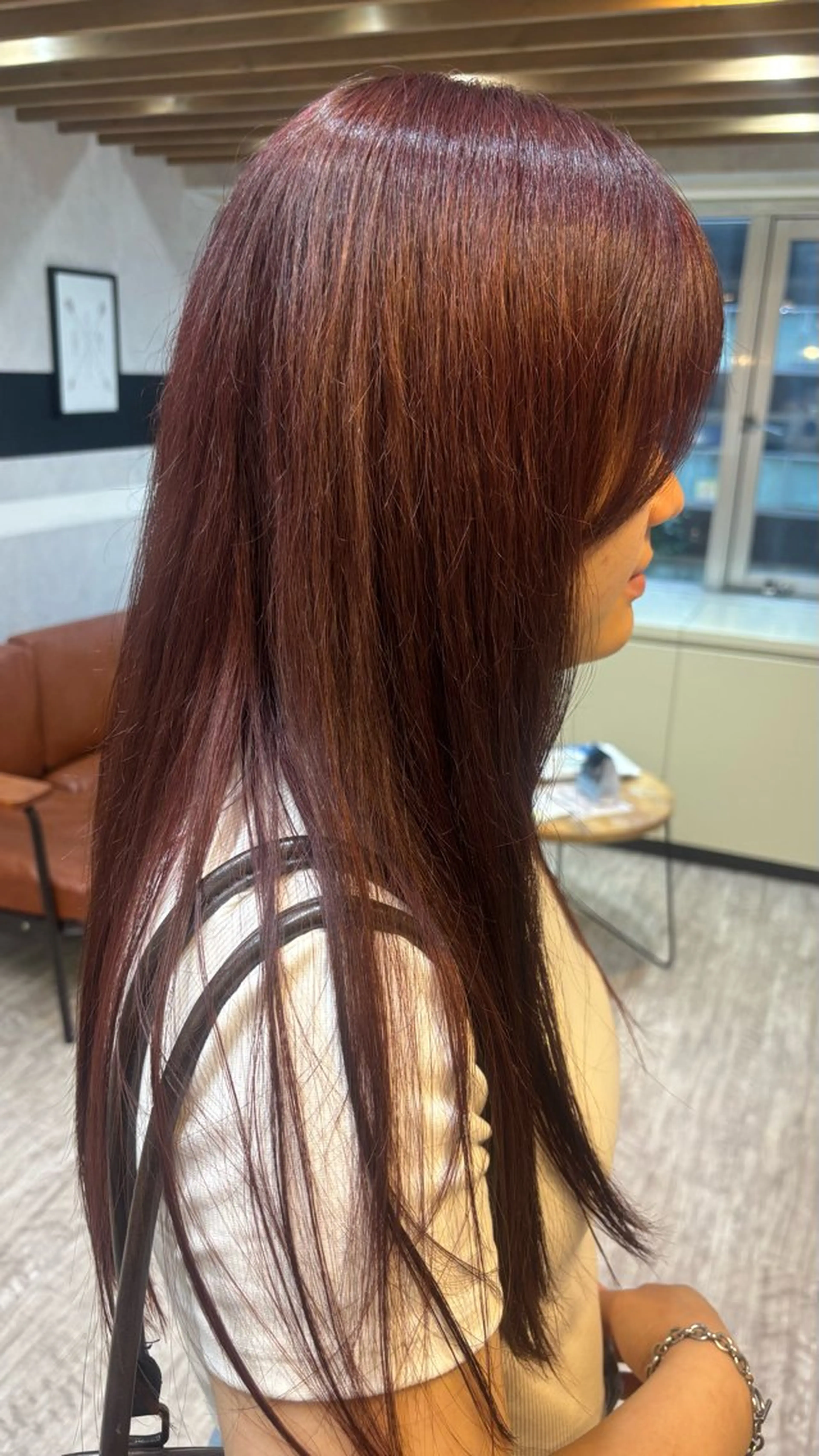 ロング カット ヘアカラー ヒグチ ハルナのヘアスタイル