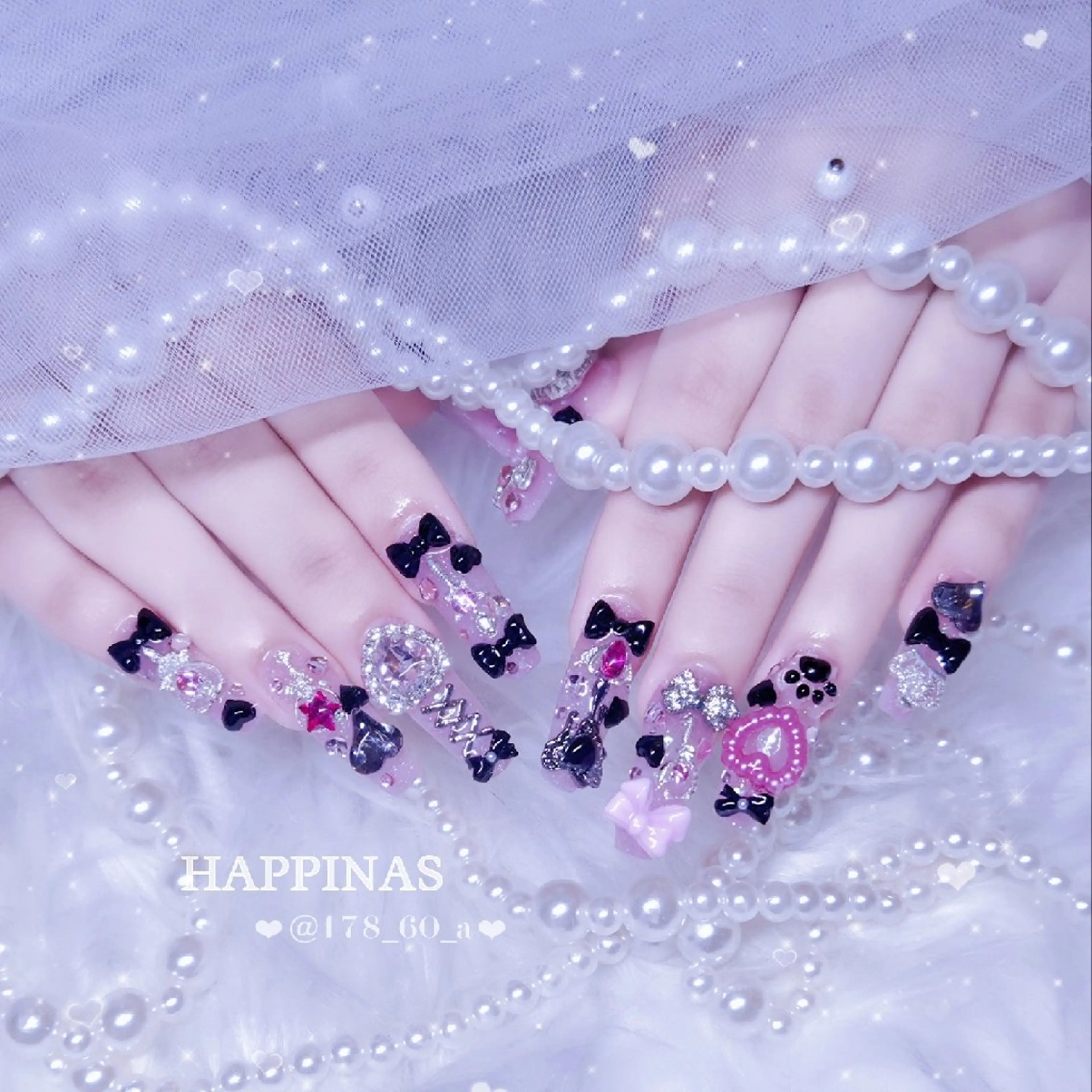 ネイル ピンク スカルプネイル ハンドネイル HAPPINAS🎀  れん🖤痛ネイルのネイルデザイン