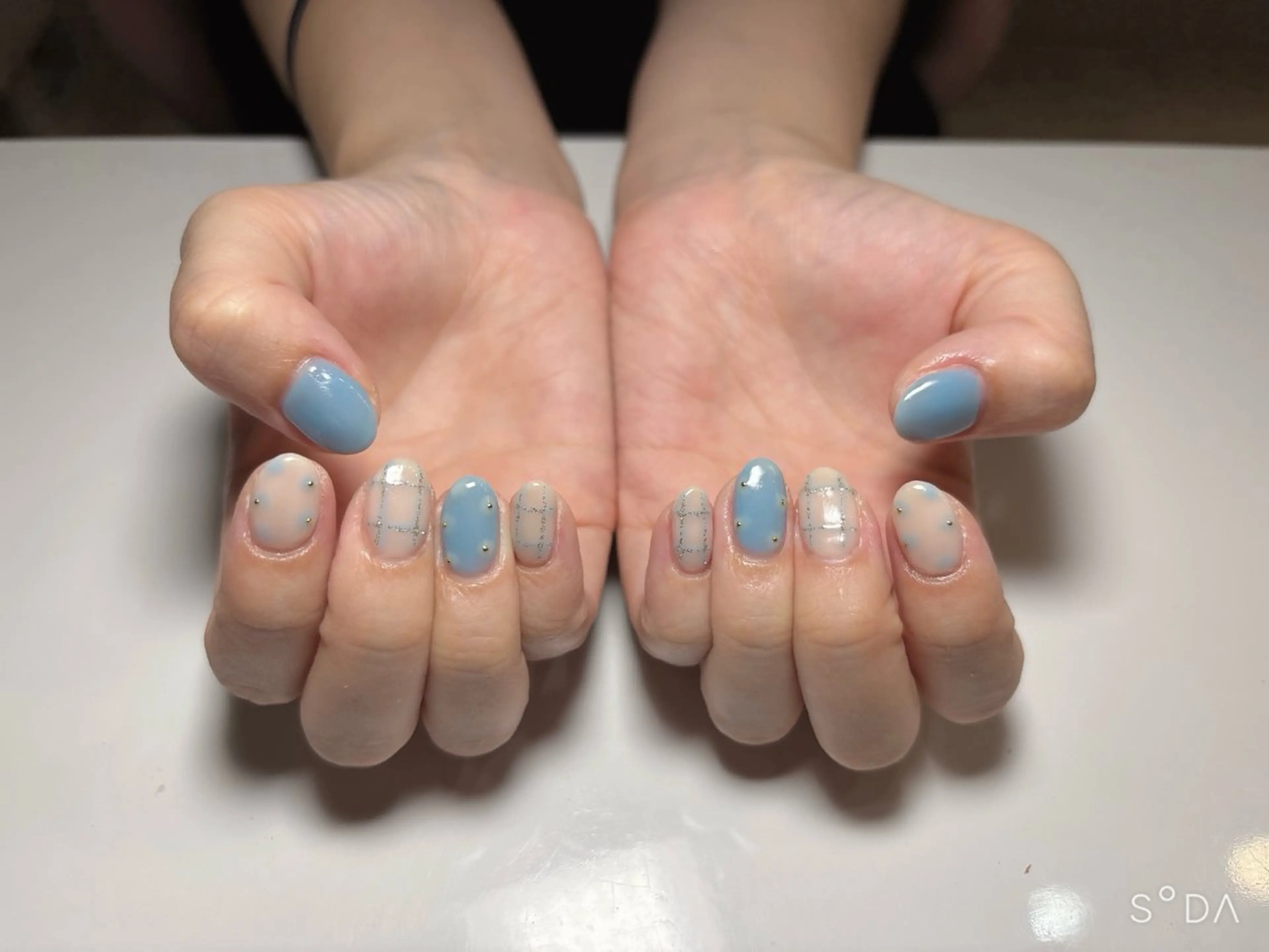 ネイル ハンドネイル Ree所属・ネイル脱毛 Reeのネイルデザイン