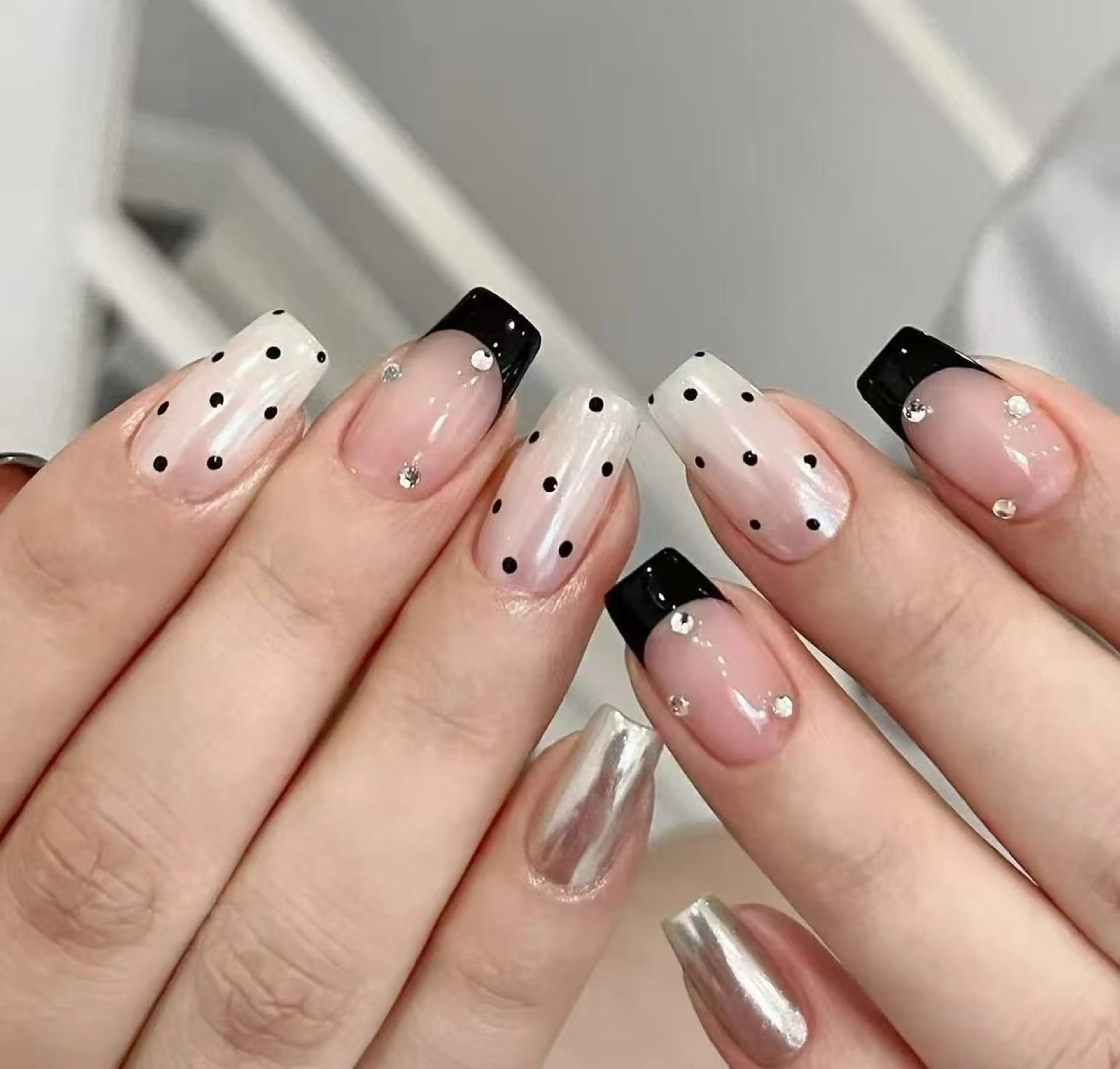 ネイル フラワーネイル フレンチネイル ジェルネイル ガラスフレンチ ハート ハンドネイル BabyYouMi nailのネイルデザイン