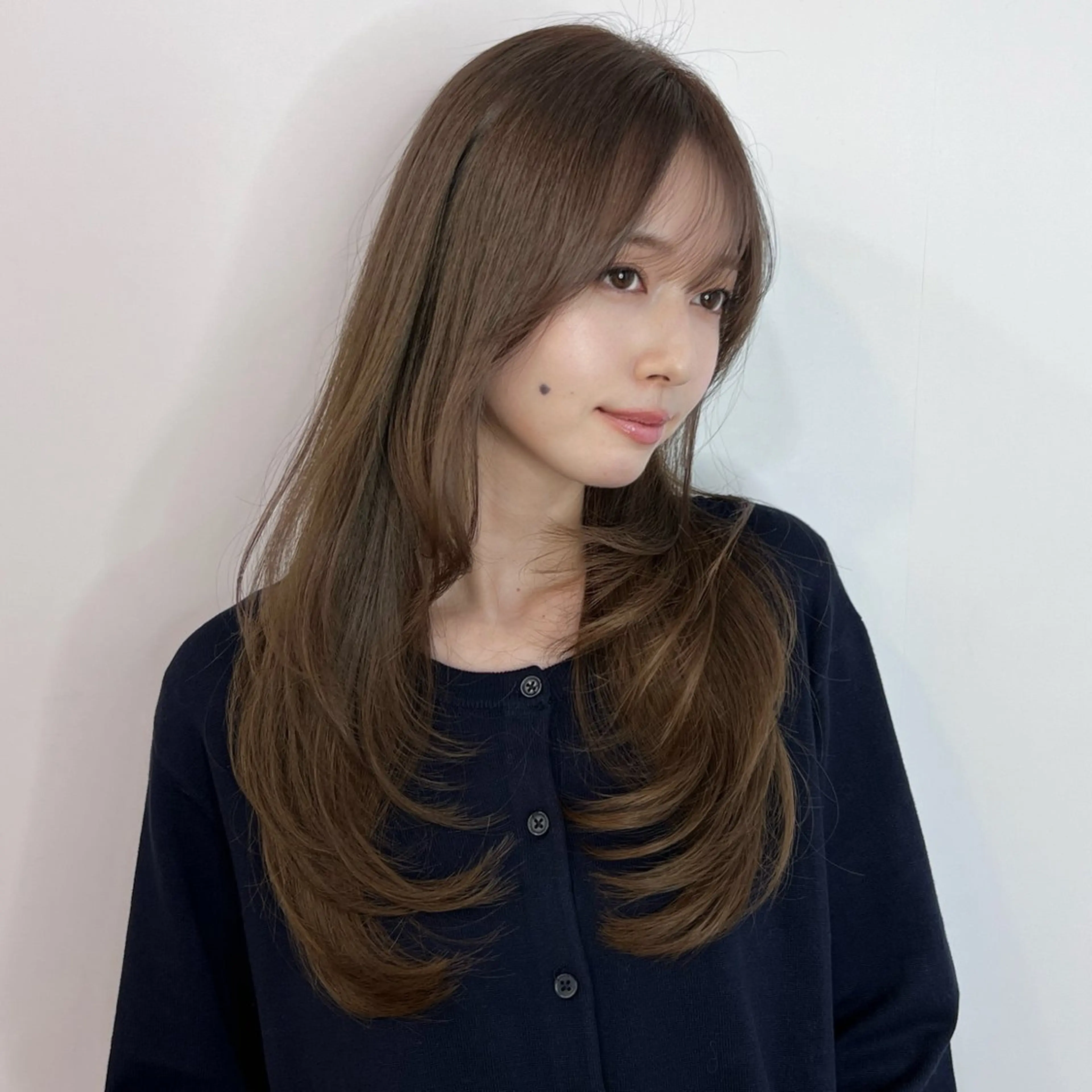 セミロング カラー ブラウンカラー ナチュラルブラウン レイヤーカット 武田涼レイヤーカット 髪質改善×縮毛矯正のヘアスタイル