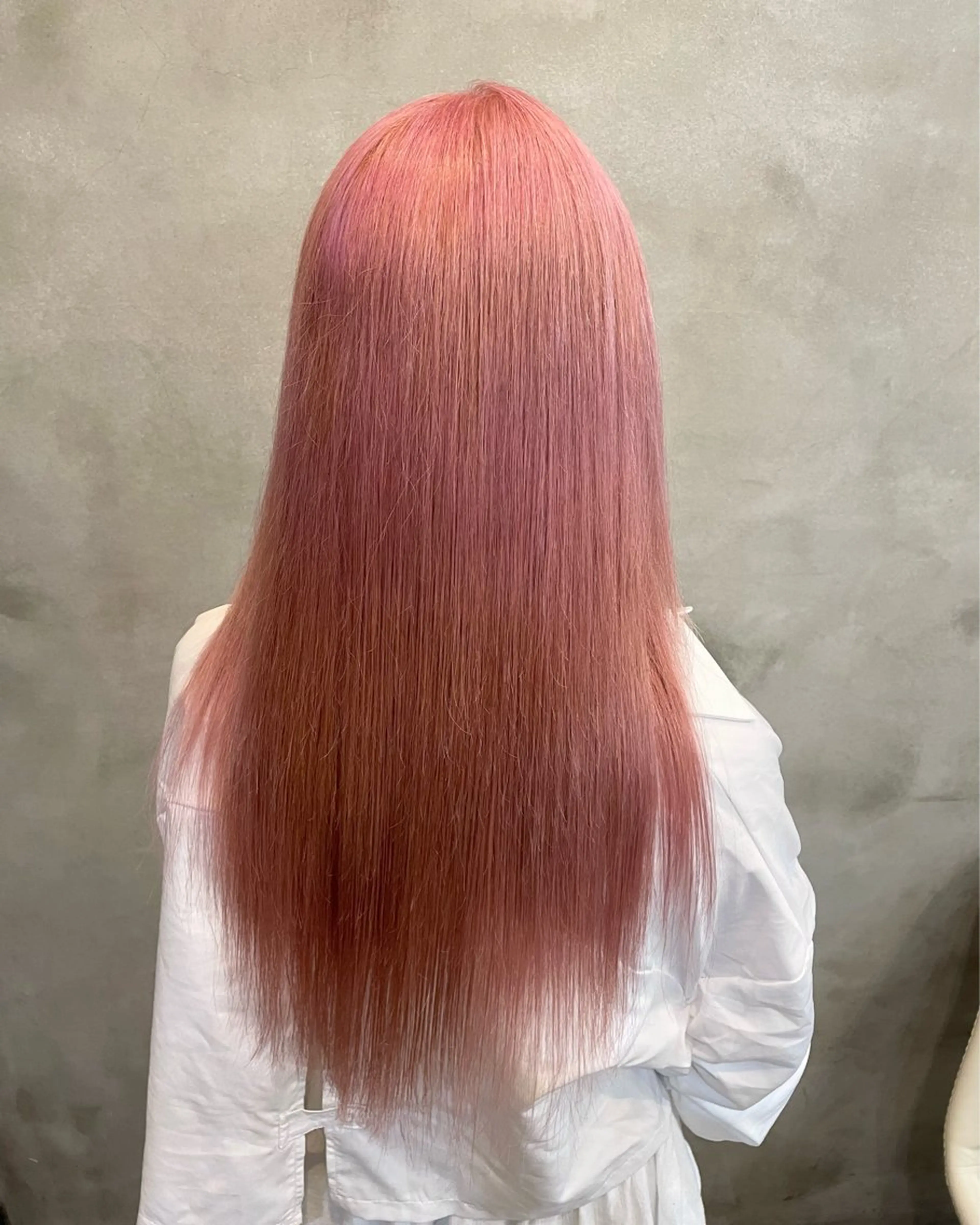 ロング ヘアカラー 【ピンク/韓国ヘア/ ヘアセット】亜海のヘアスタイル