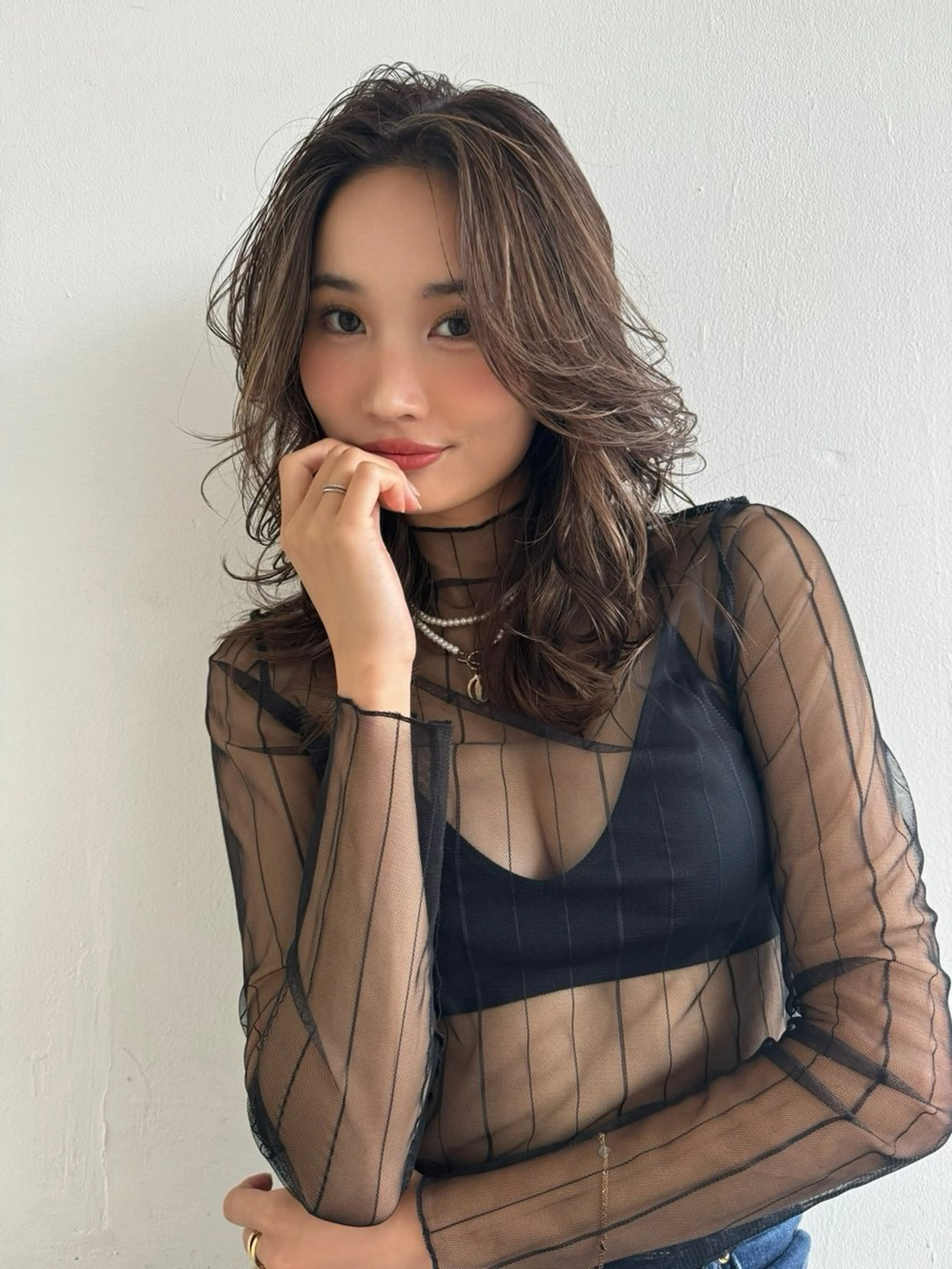 ミディアム カラー ハイライトカラー ハイライト レイヤーカット ナガミネアリサ/ 学芸大学/海外ヘアのヘアスタイル