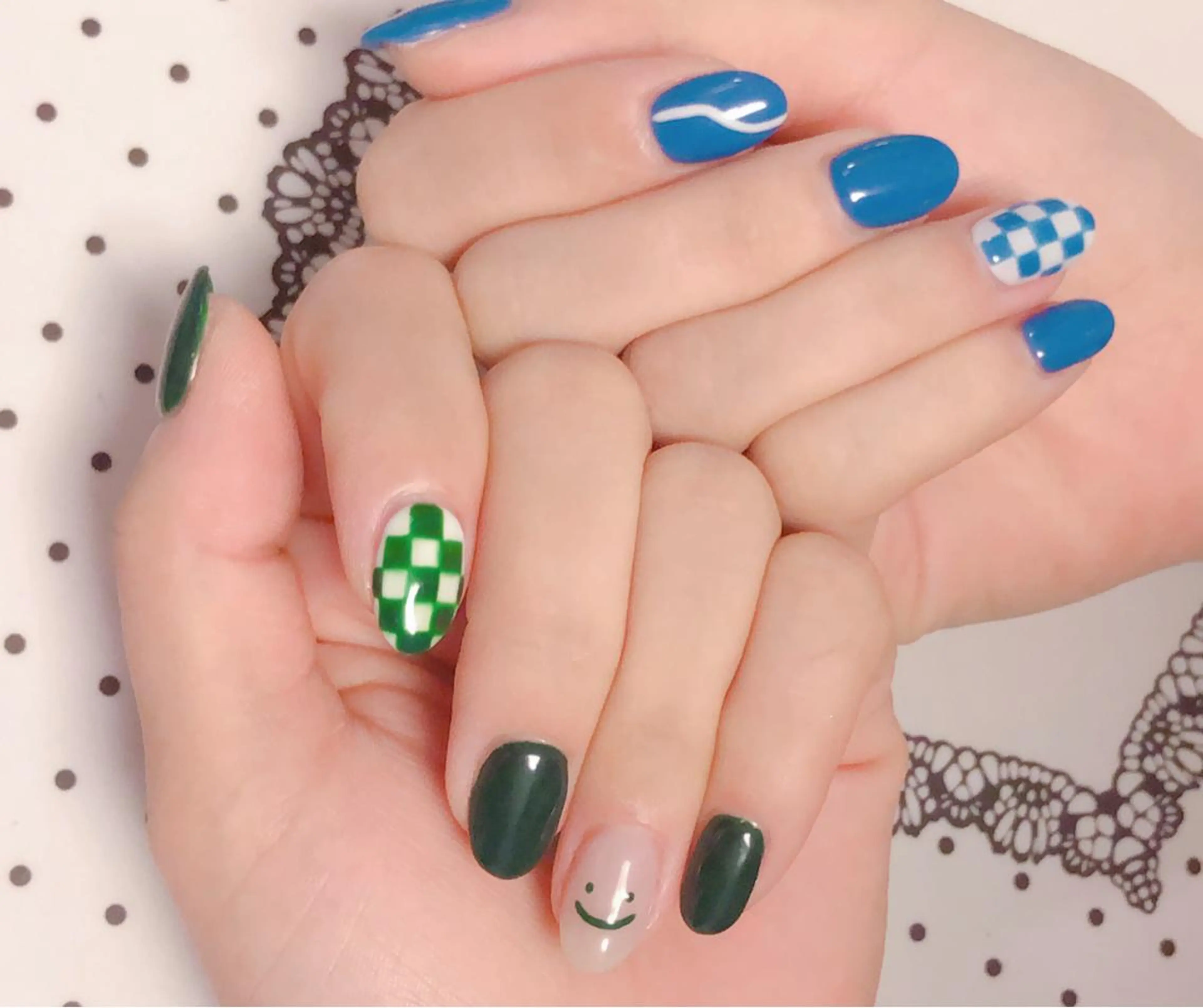 ネイル ハンドネイル ハンドケア ハク キのネイルデザイン