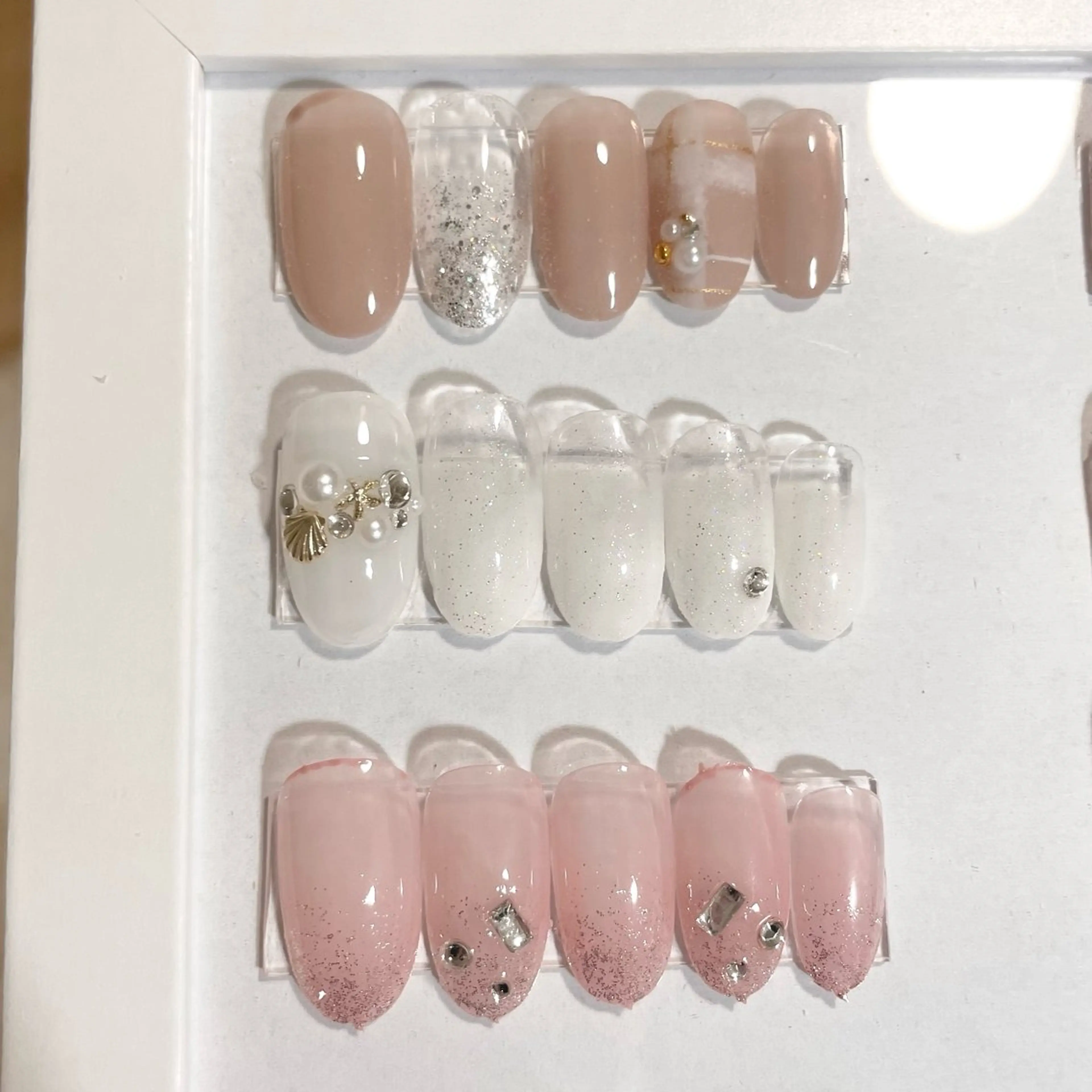 ネイル ラメ(グリッター) マグネットネイル ハンドネイル nailsalon VENUSのネイルデザイン