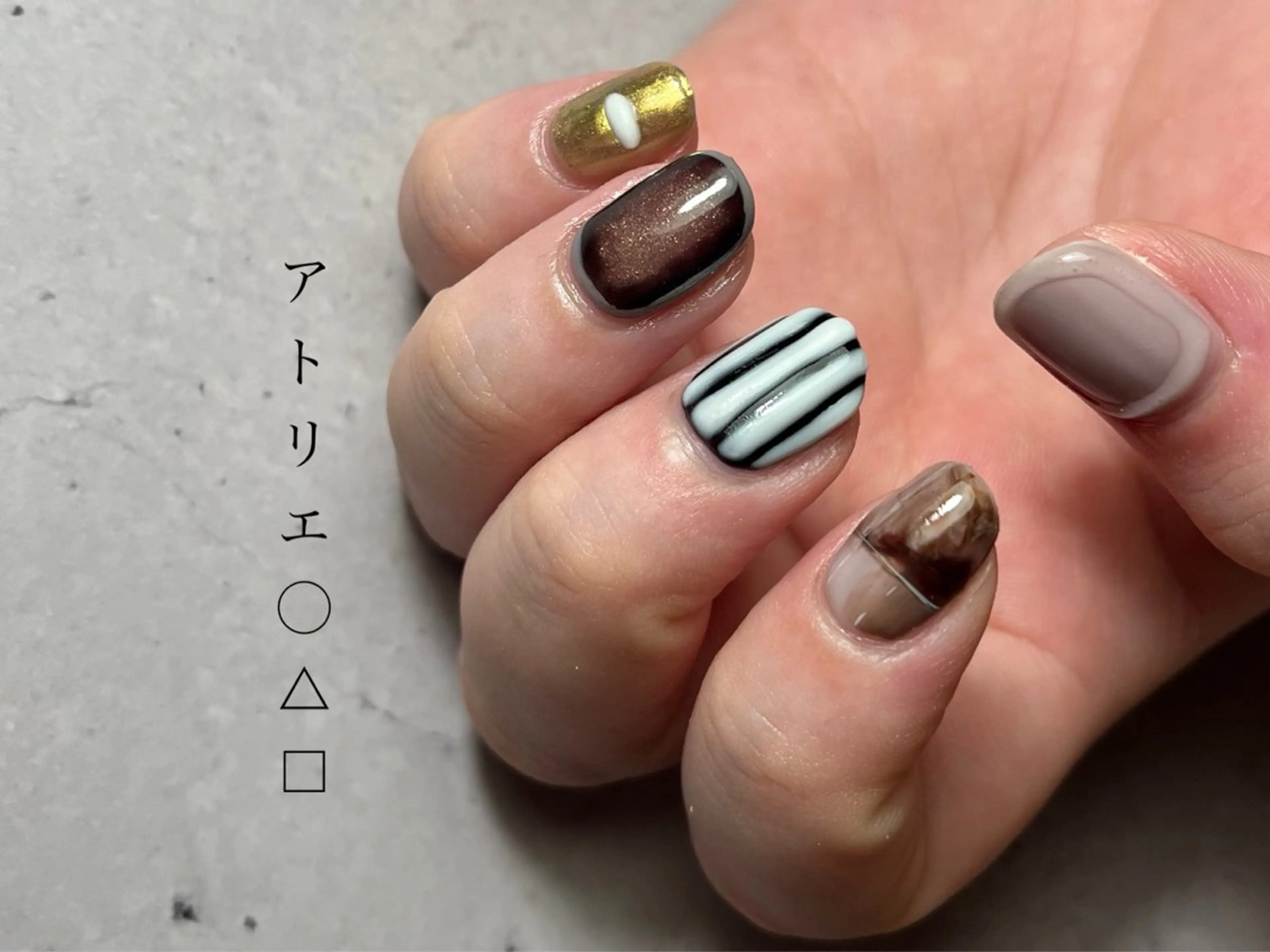 ネイル ハンドネイル アトリエ ○△□のネイルデザイン