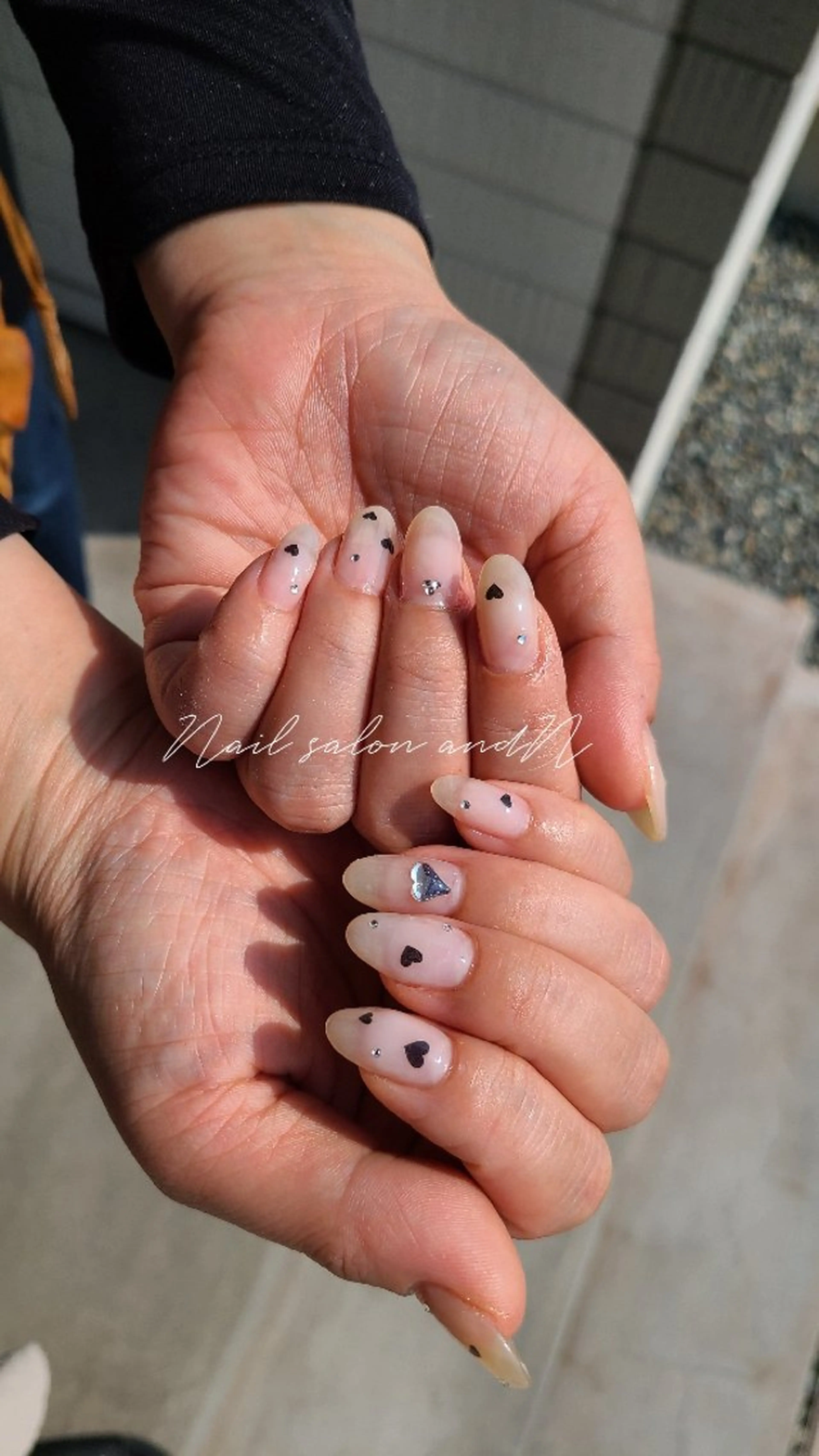 ネイル ハート and Nのネイルデザイン