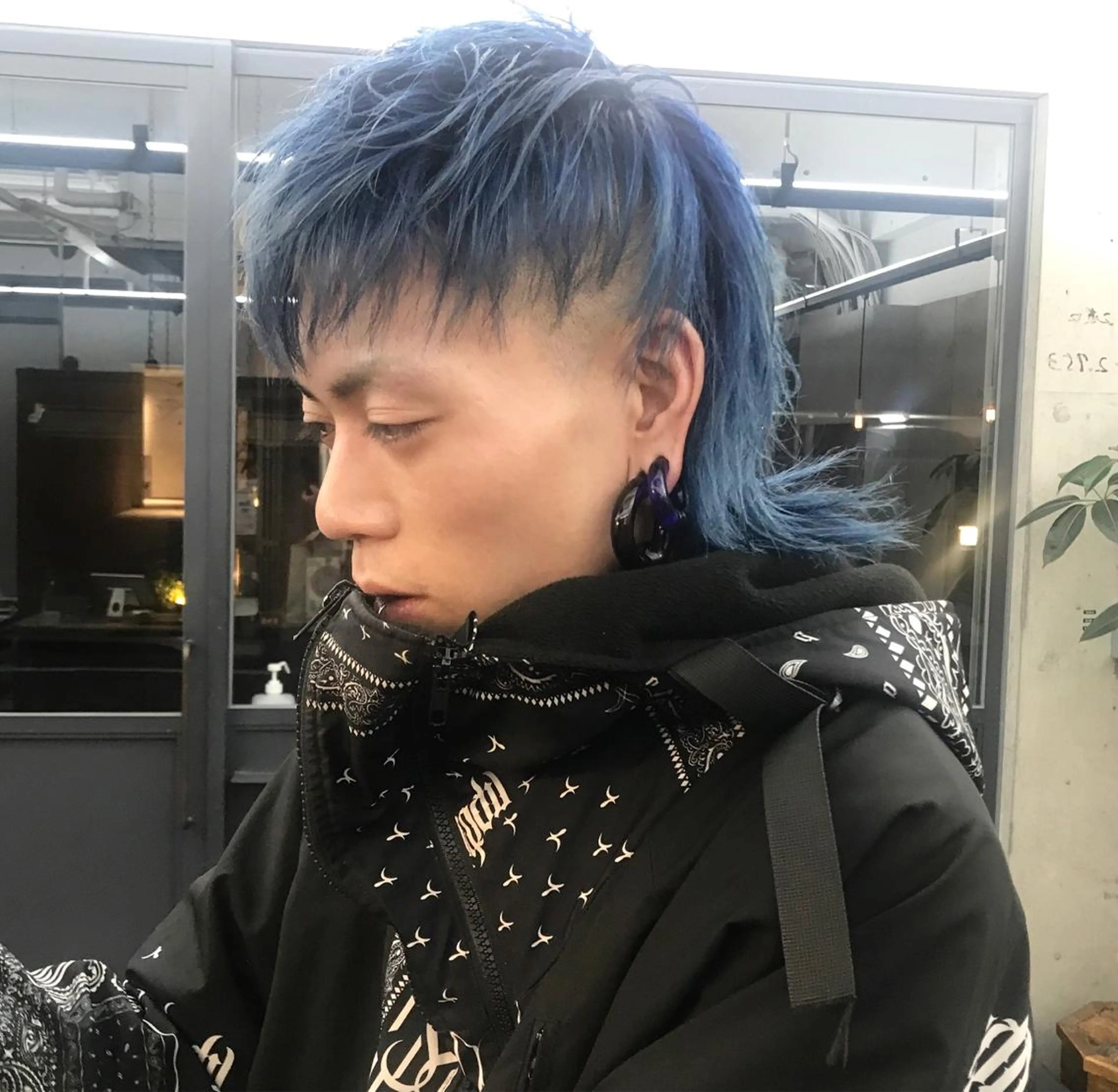 ショート カラー メンズ メンズブリーチ メンズウルフカット アクアカラー ブリーチ ブルーカラー カット ヘアカラー トリートメント ヘアセット ✂︎ウルフ・ショート ✂︎MIKUNIのヘアスタイル