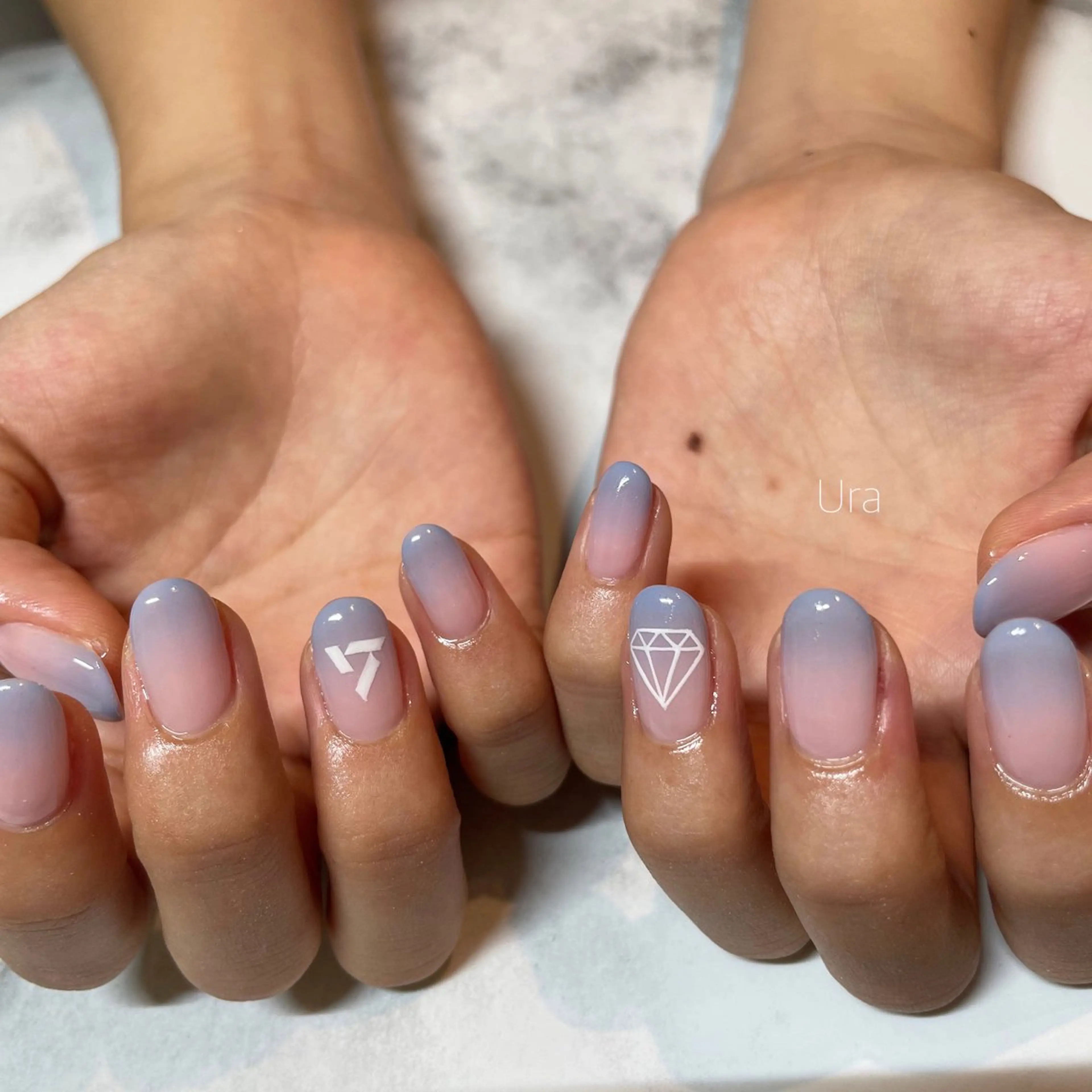 ネイル UrakoNail 《nail》のネイルデザイン