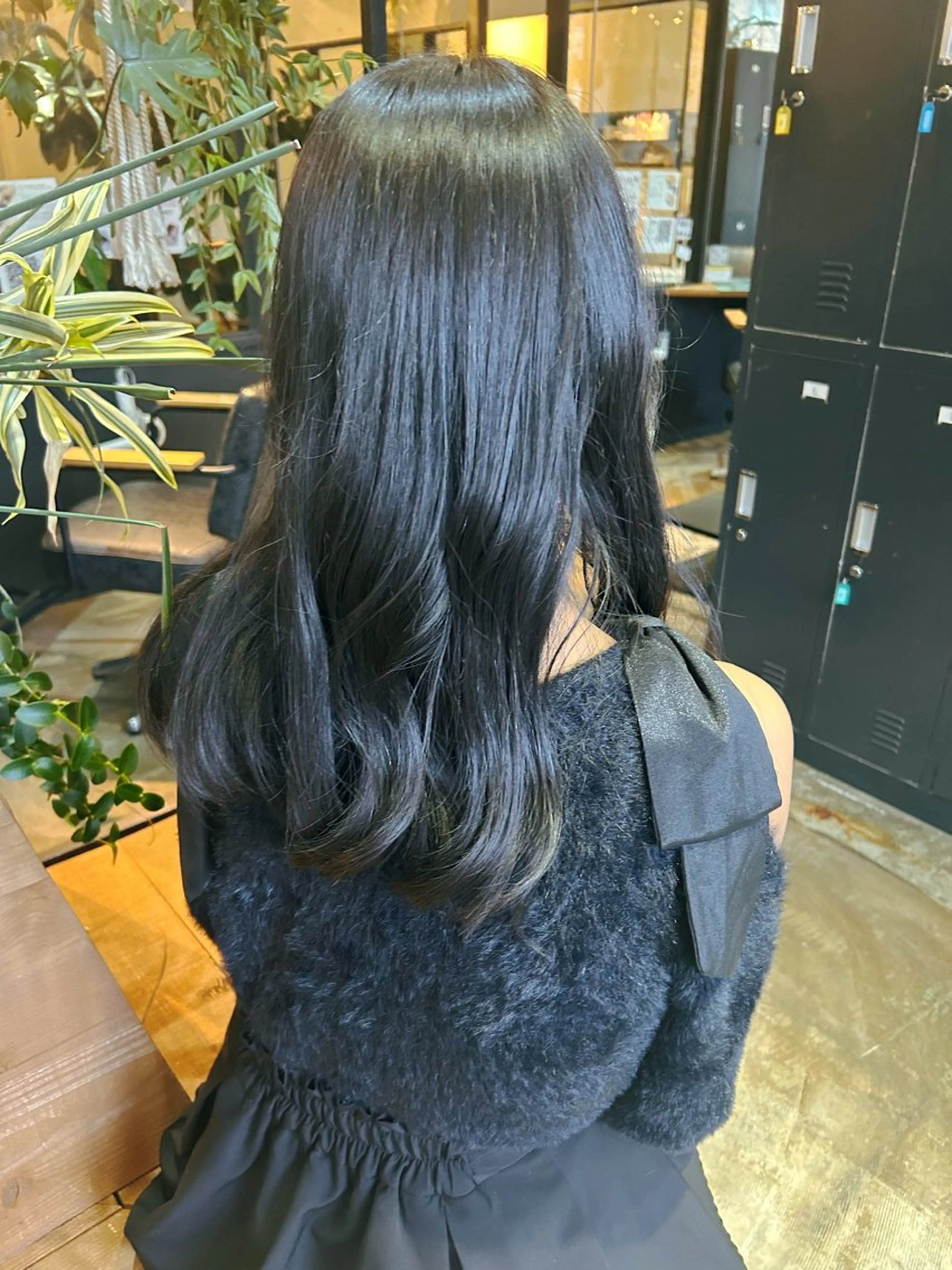 セミロング FERIA桃山台🍑 𝕄𝕖𝕘𝕦のヘアスタイル