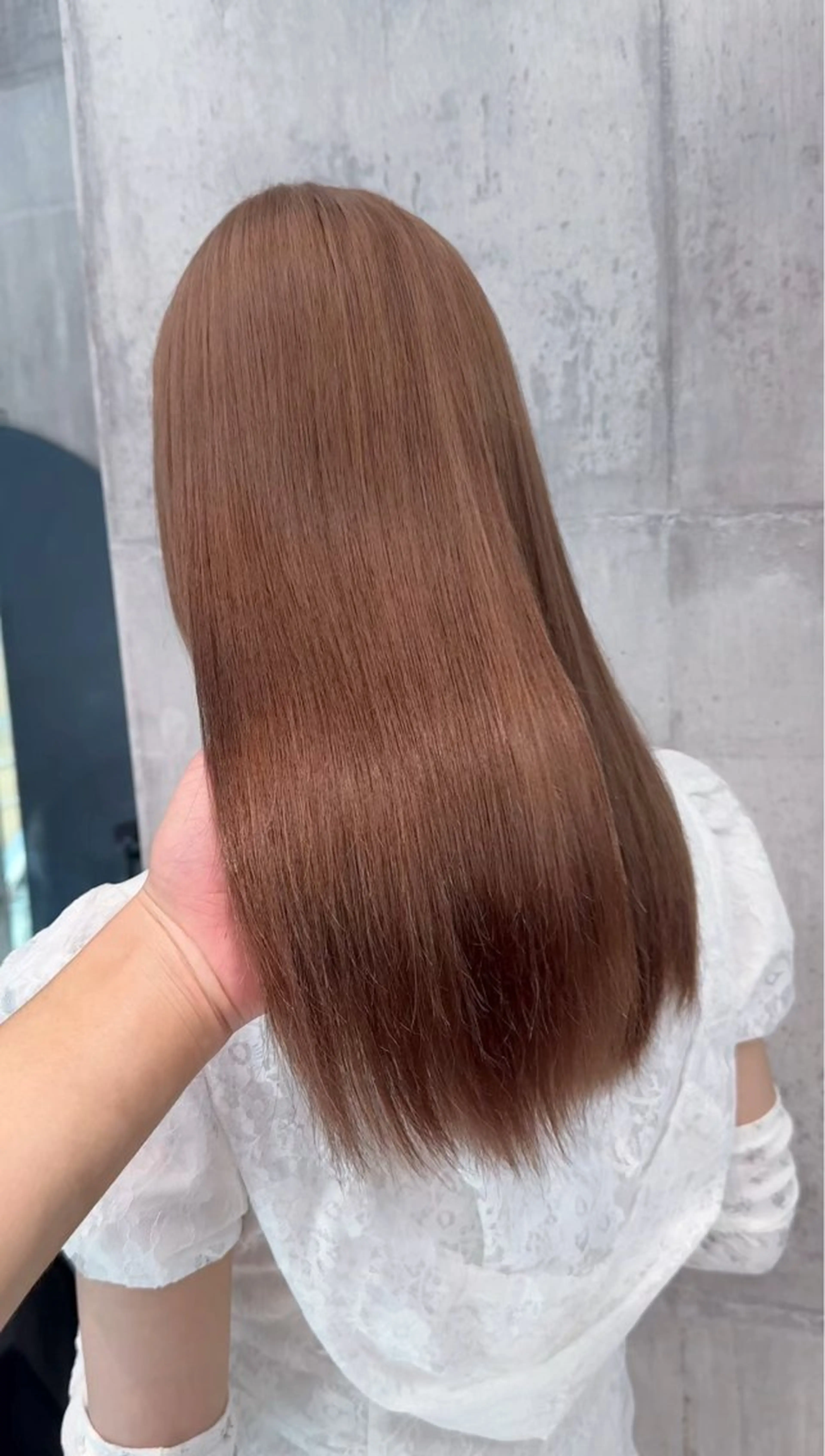 セミロング カラー ベージュカラー ブリーチ ブロンド ミルクティーベージュ ピンクカラー ヘアカラー ハイトーン特化/ 複雑履歴修正/拓真のヘアスタイル