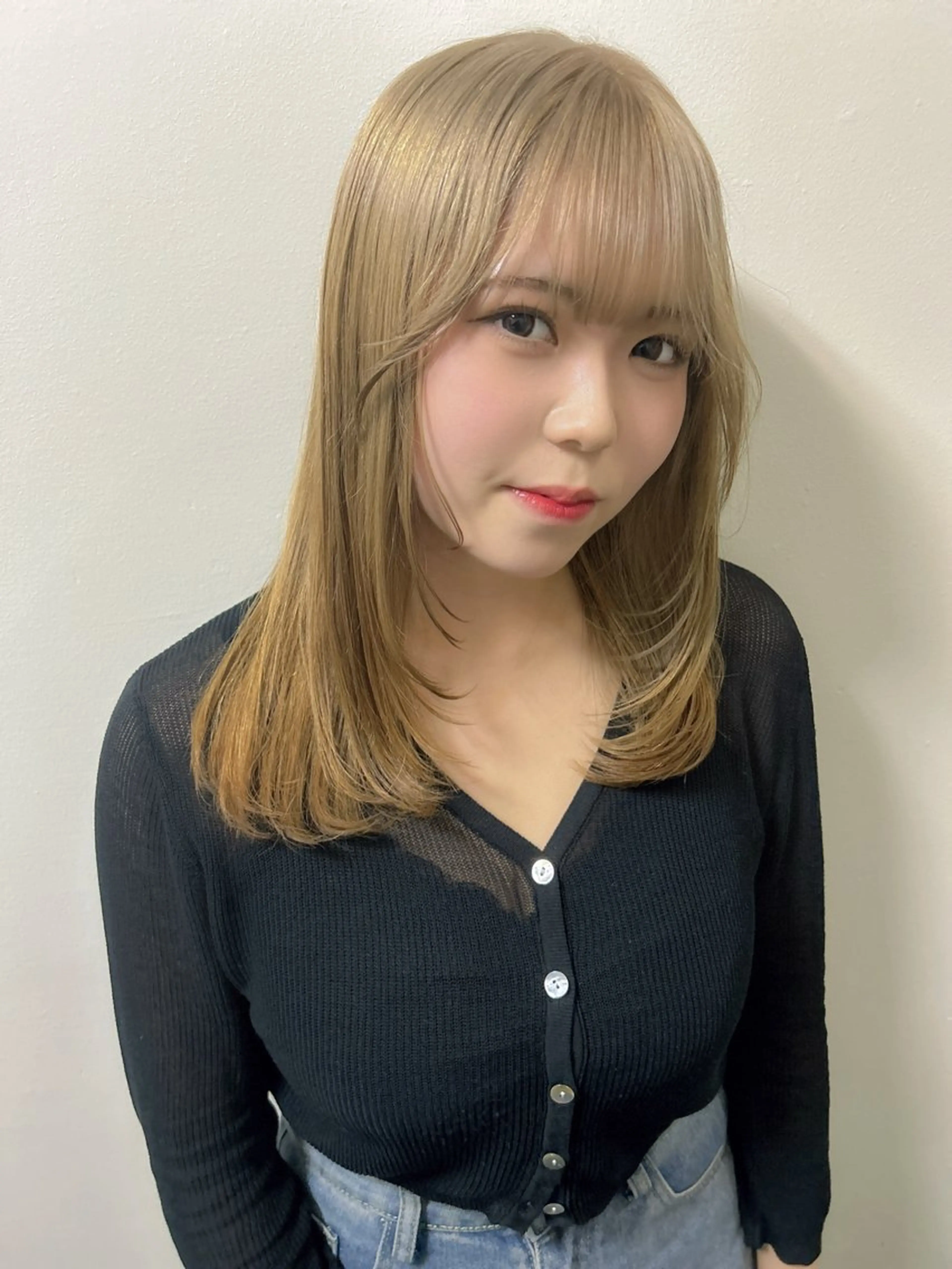 セミロング カラー カット ヘアカラー トリートメント ダブルカラー/ 透明感/SHISEIのヘアスタイル