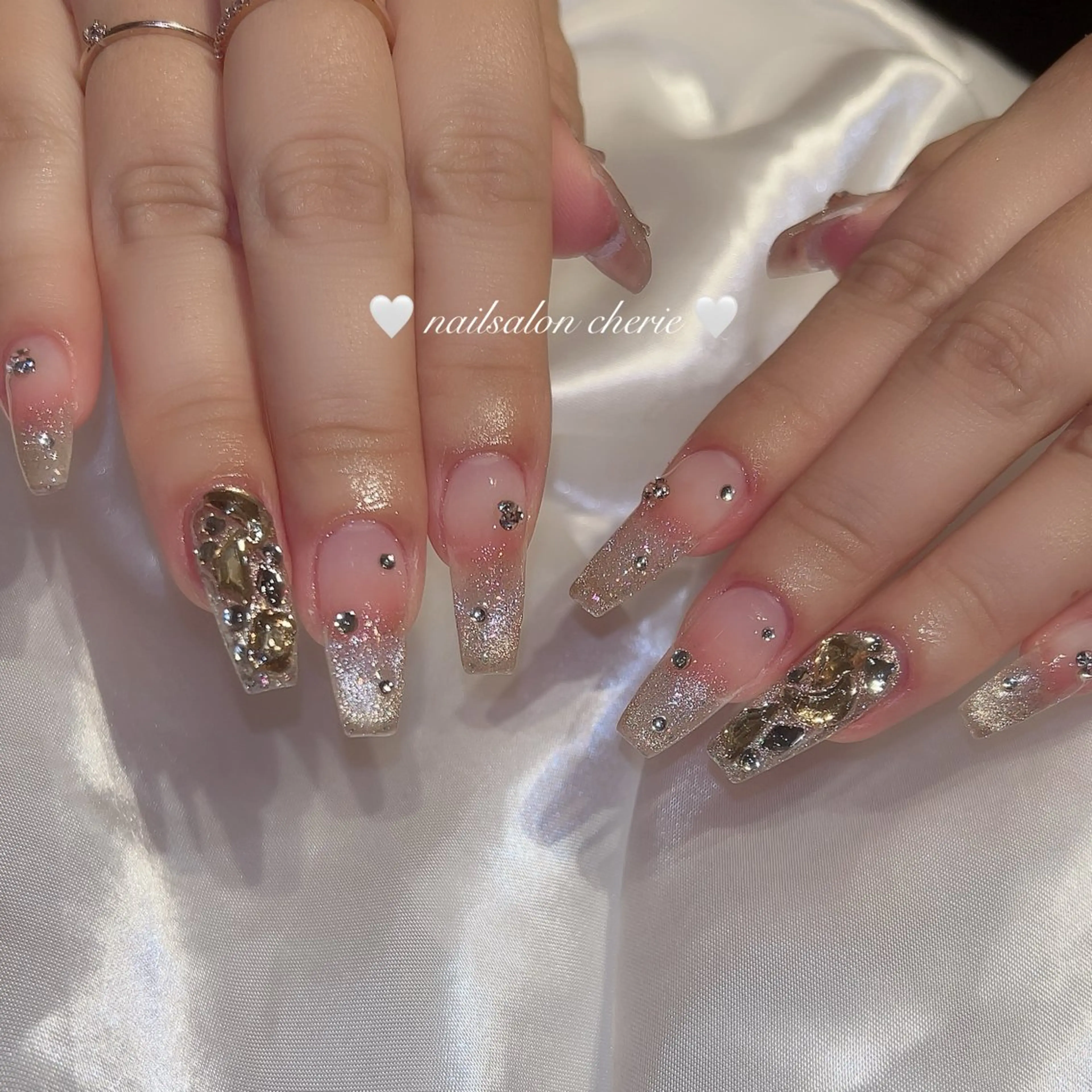 ネイル ハンドネイル nailsalon cherieのネイルデザイン