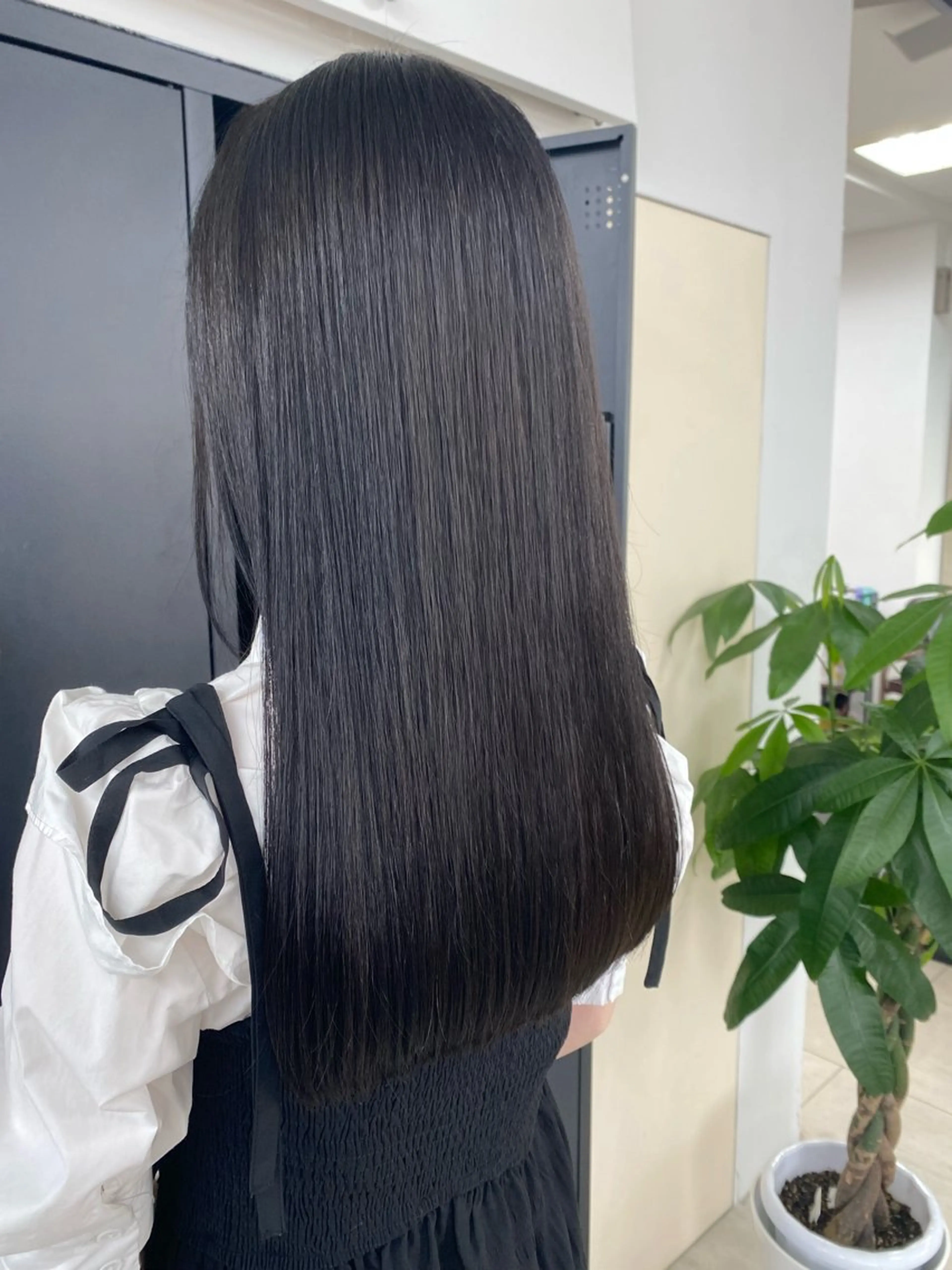 ロング カット ヘアカラー トリートメント 月野涼風 /レイヤーカットのヘアスタイル