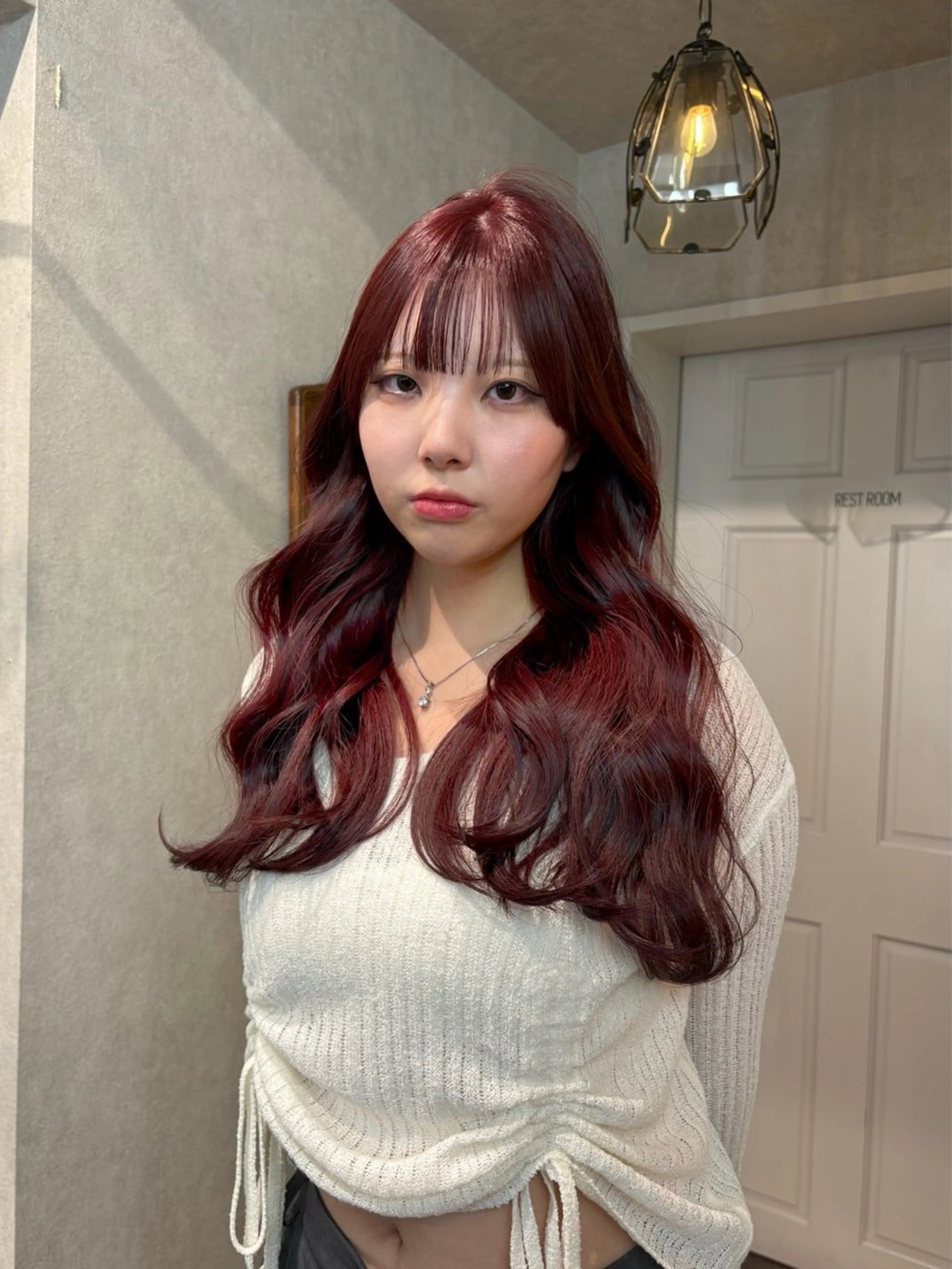 ロング カラー ブリーチ ダブルカラー ブリーチなしカラー レッドカラー ヘアカラー 艶ハイトーン/ 輝保🤍✨のヘアスタイル