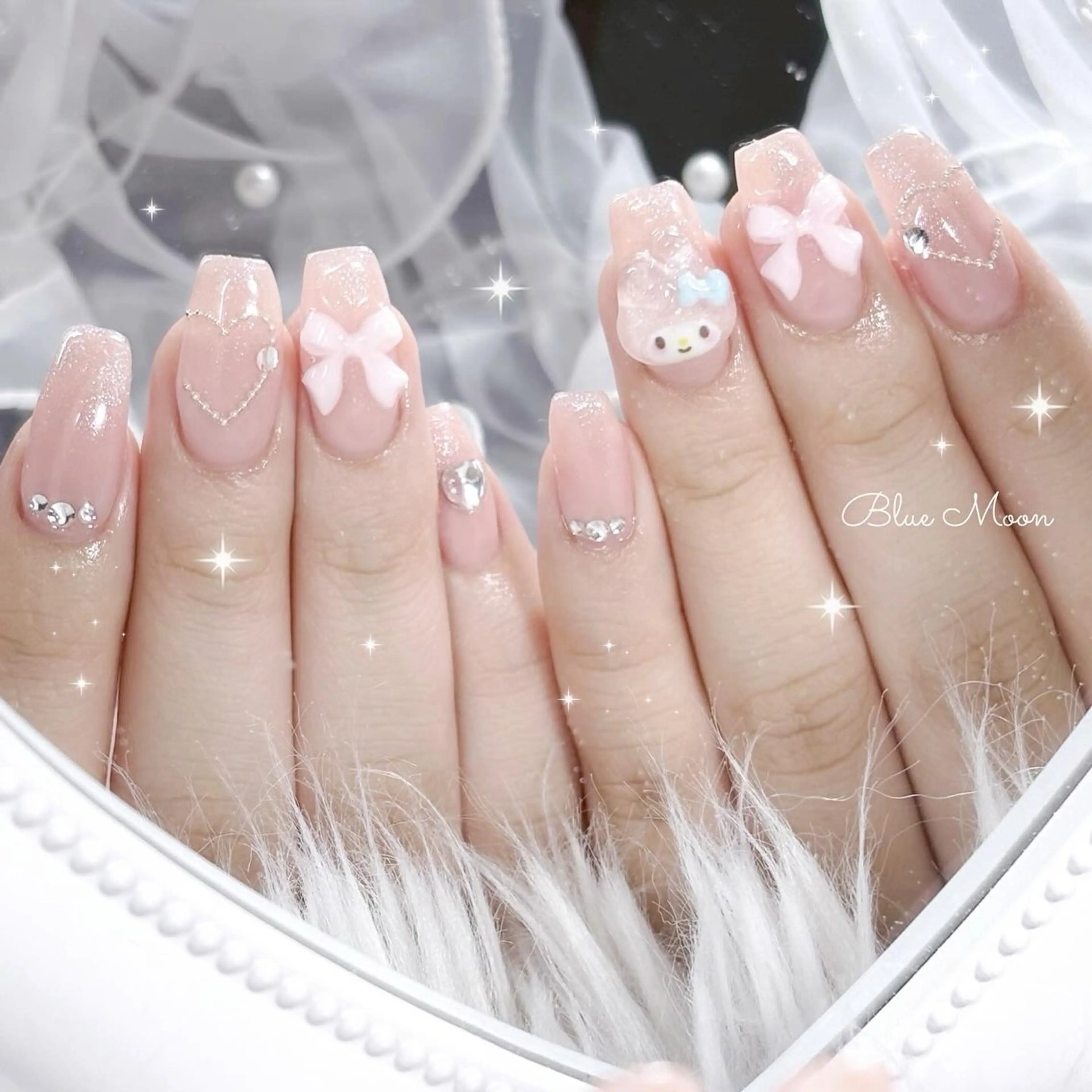 ネイル 持ち込み リボン ハンドネイル フットネイル ハンドケア nail salon Blue Moonのネイルデザイン