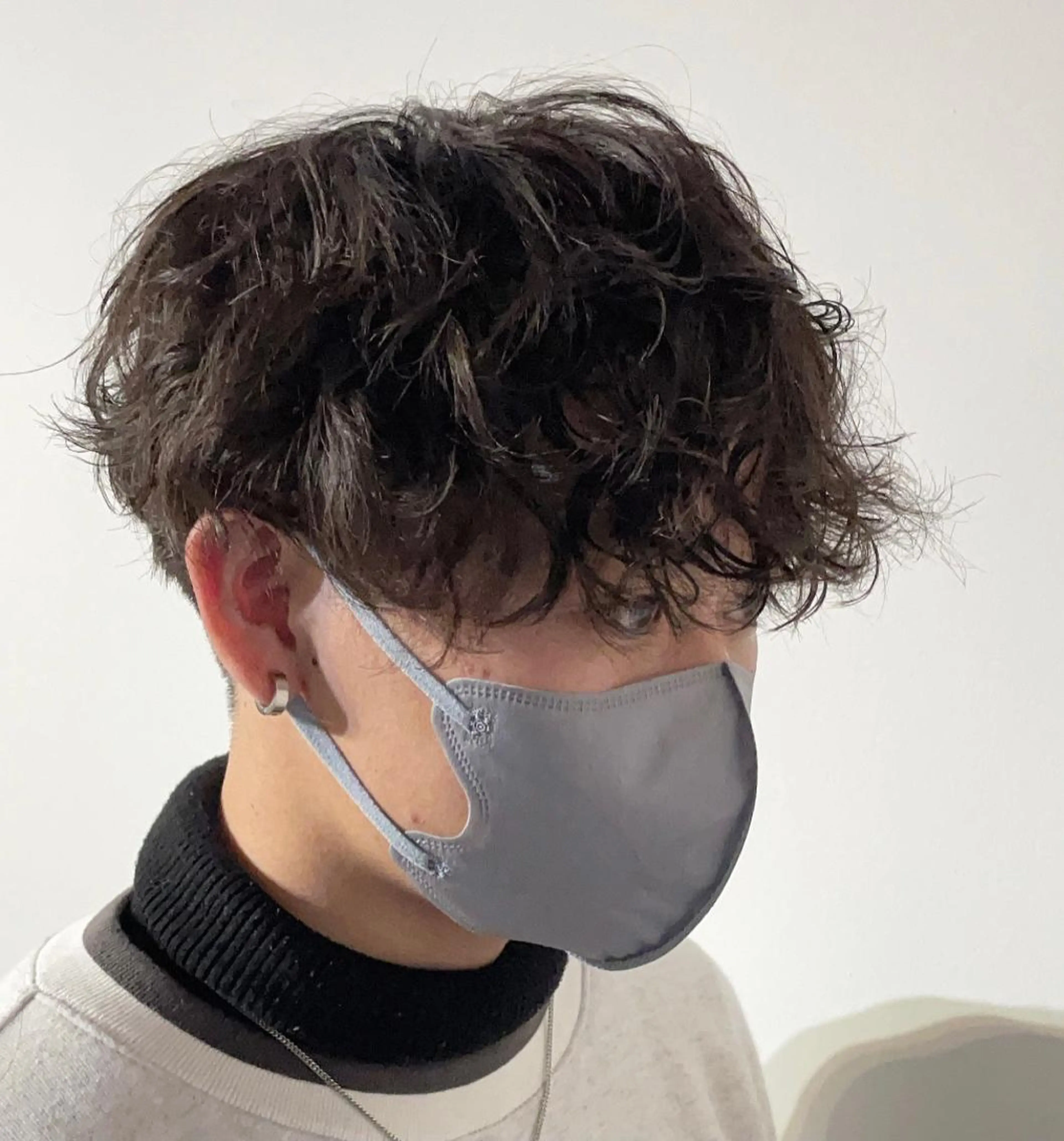 パーマ メンズ La fith hair ray 札幌店所属・顔まわり/W カラー/リョウのヘアスタイル