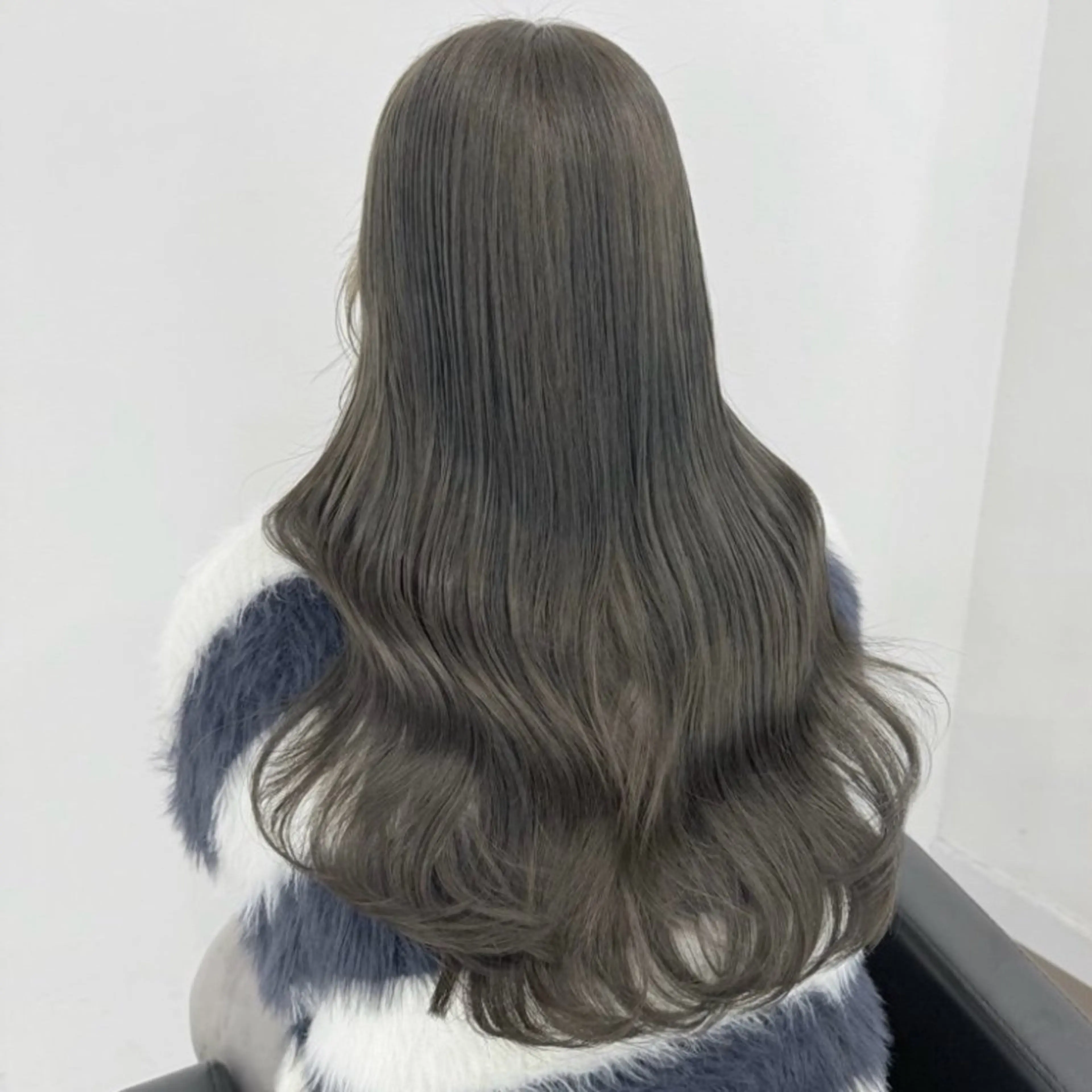 ロング カラー ioeマネージャー /陰山 英明のヘアスタイル