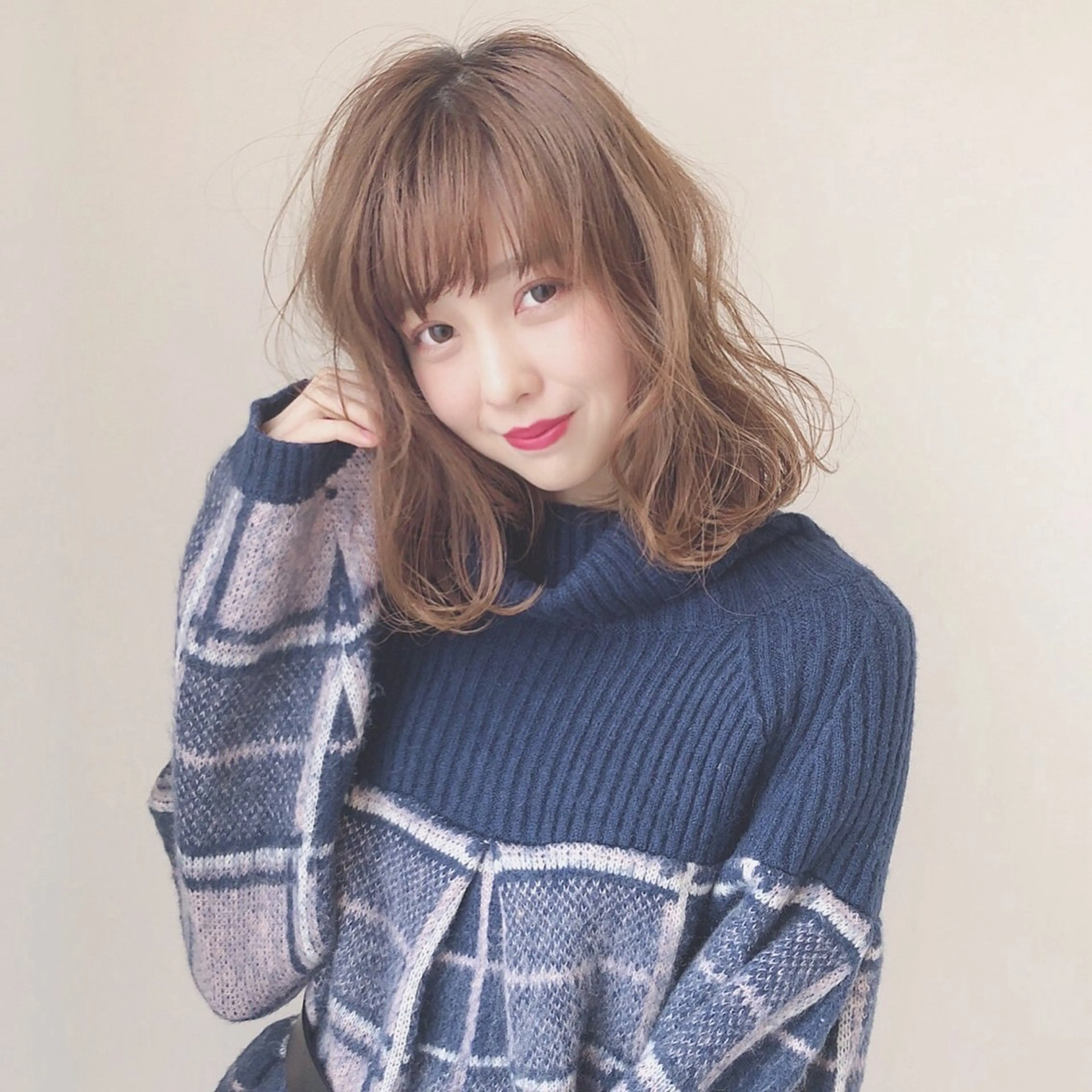 ミディアム カラー 金安 かんたのヘアスタイル