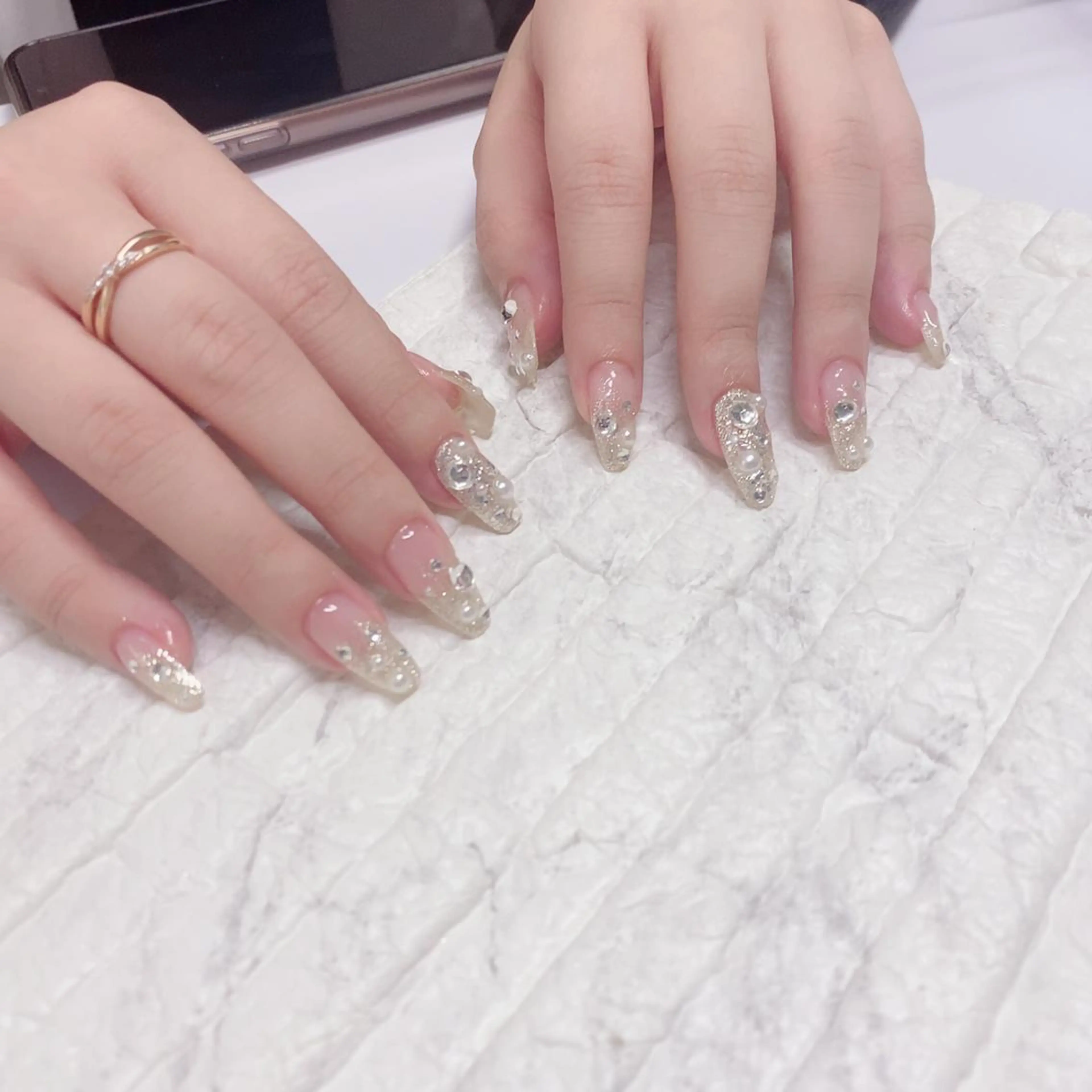 ネイル ハンドネイル フットネイル yochi nailのネイルデザイン
