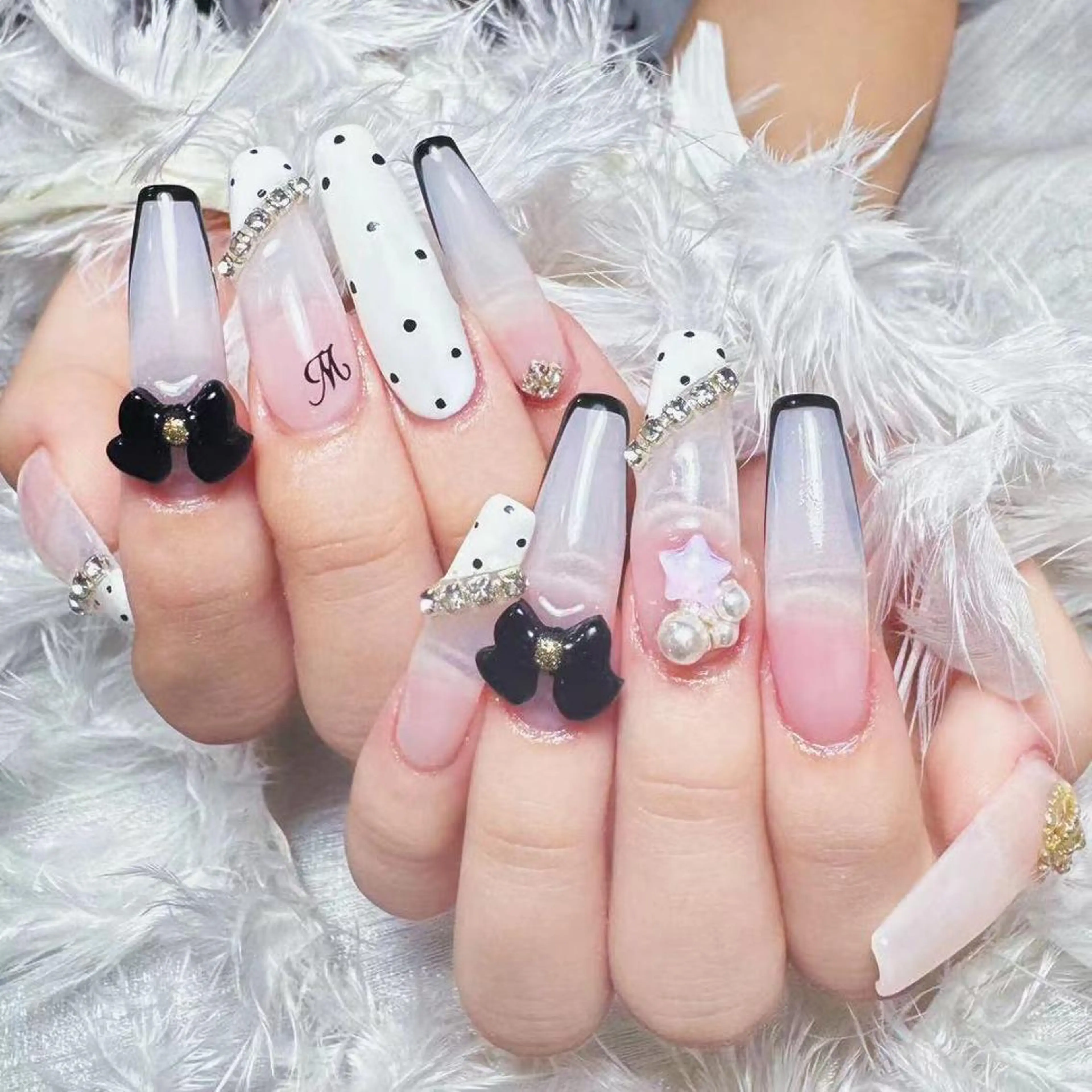 ネイル ハンドネイル DIAMOND 💦のネイルデザイン