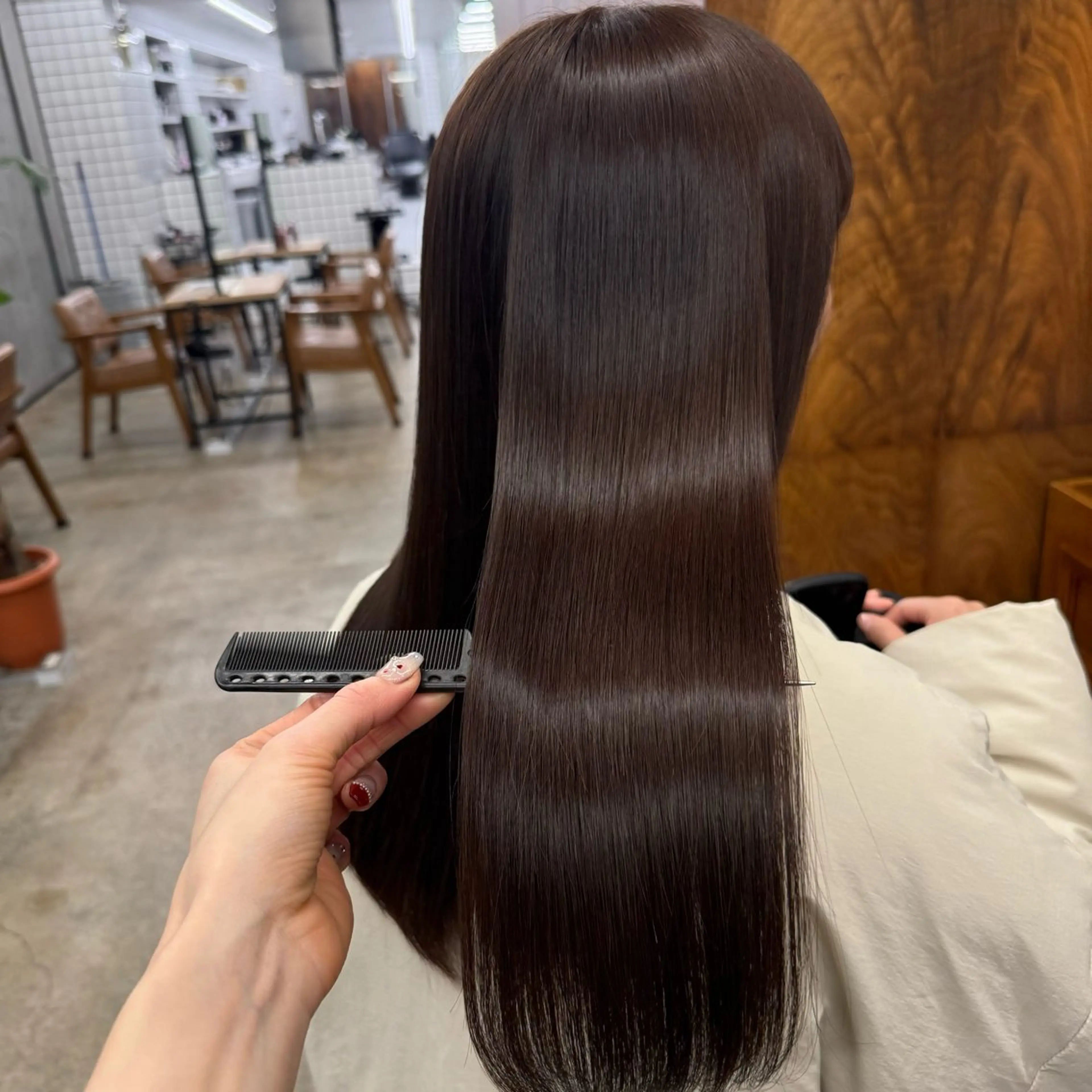 ロング カラー カット ヘアカラー トリートメント PALAN K-Beauty所属・顔まわりカット✨艶髪 ✨髪質改善✨伴響佳のヘアスタイル