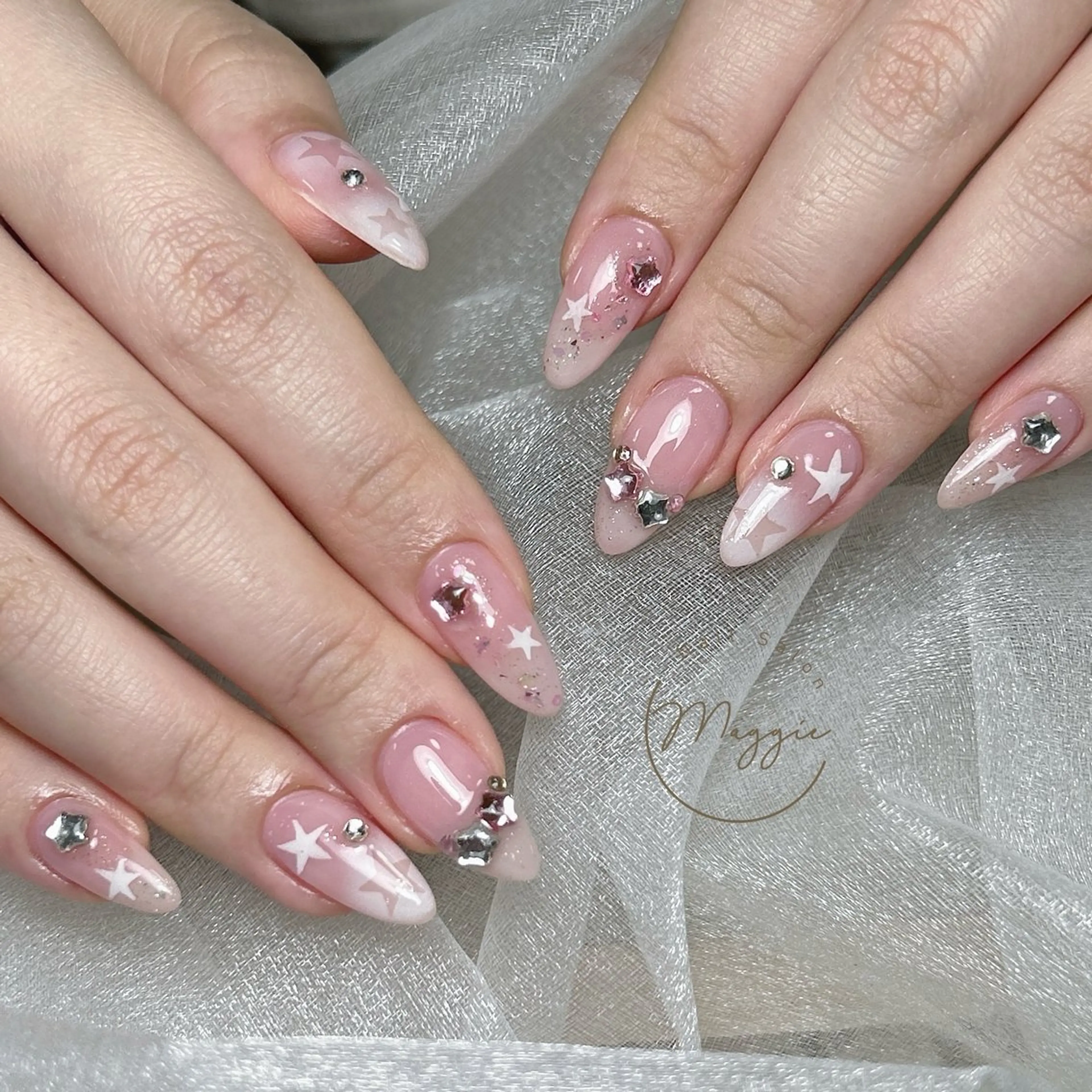 ネイル ハンドネイル Maggie Nail🦩のネイルデザイン