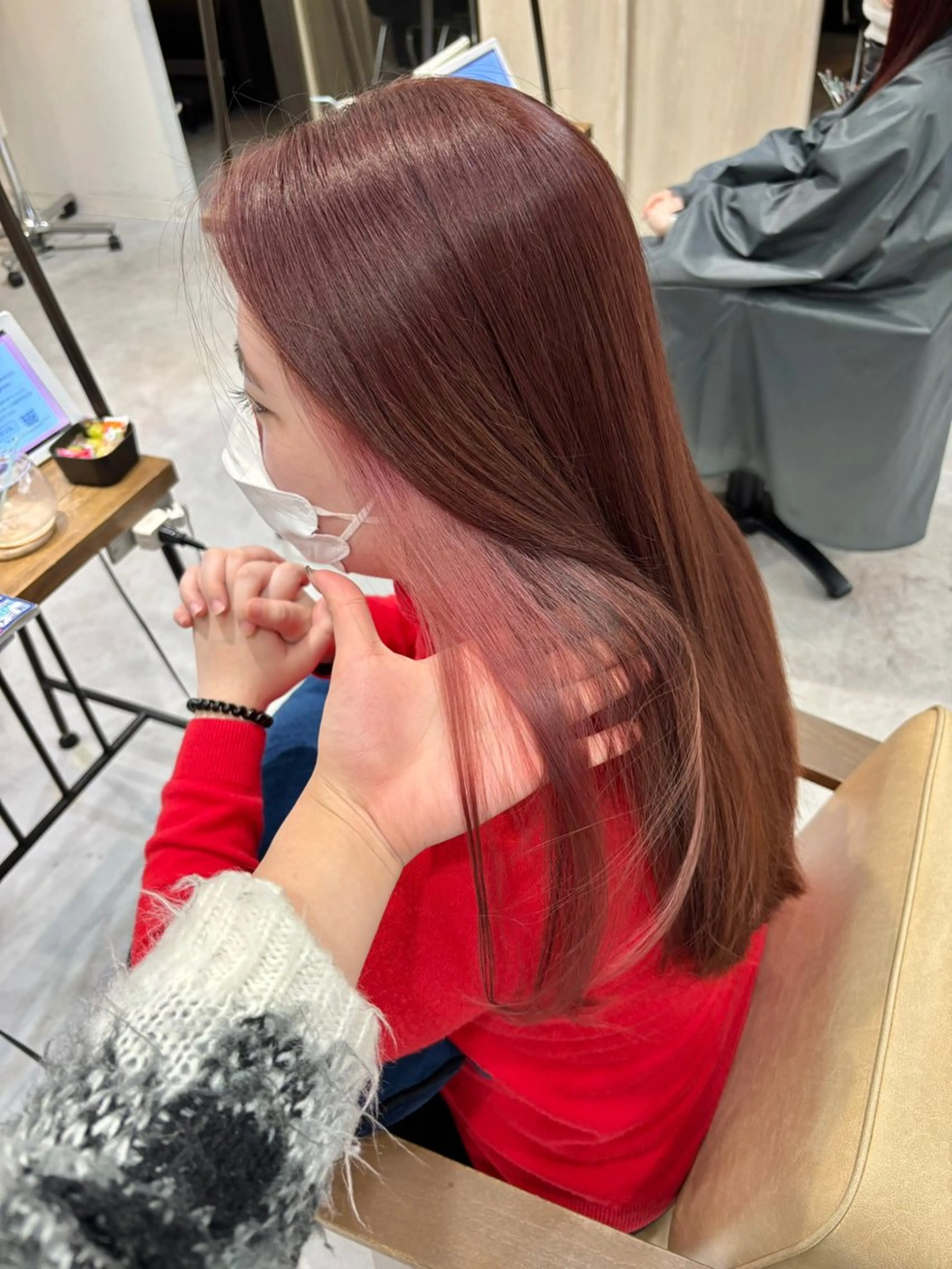 ロング カラー カット ヘアカラー トリートメント 井上 真子のヘアスタイル