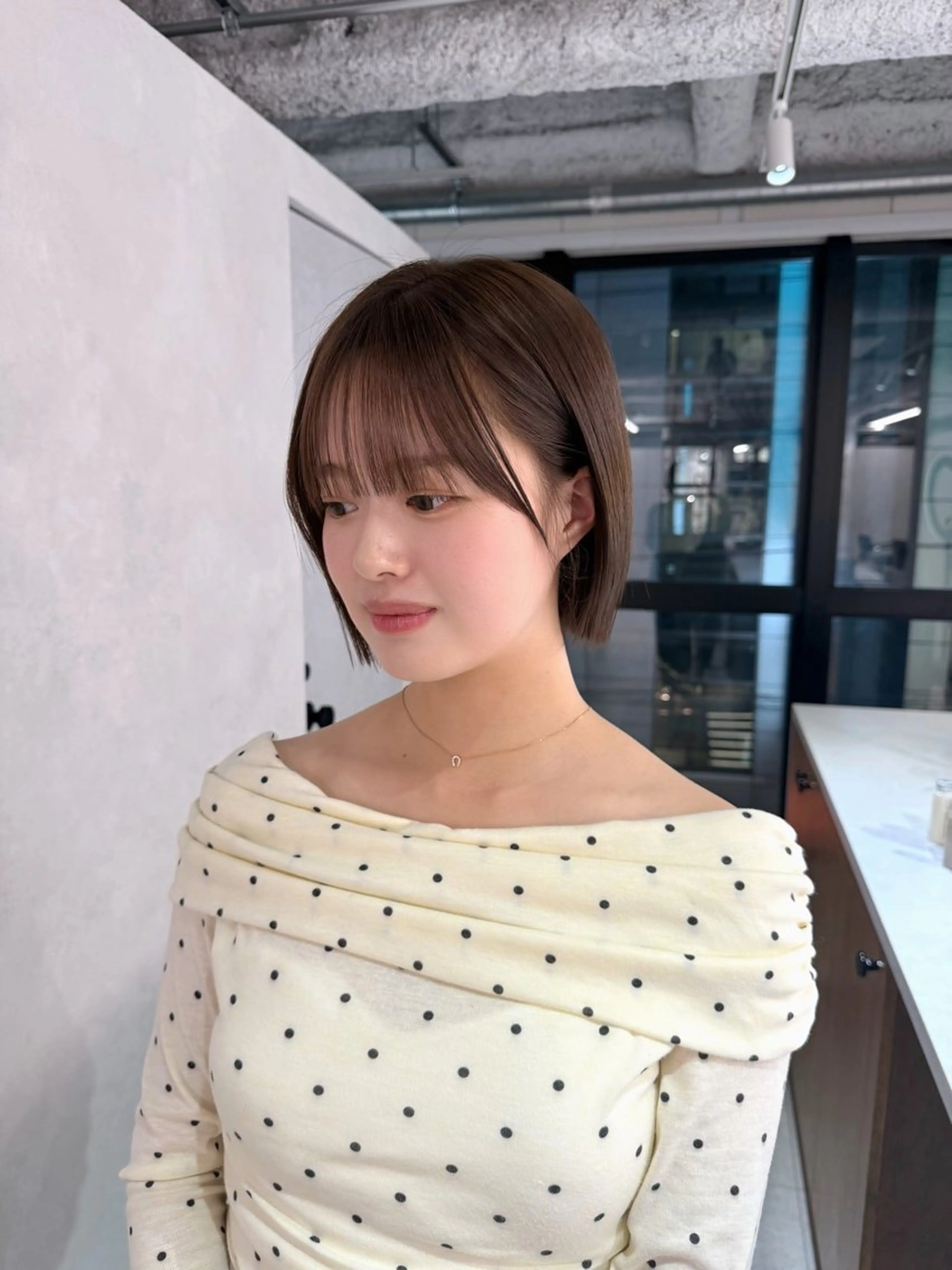 ショート カラー 新島 涼のヘアスタイル